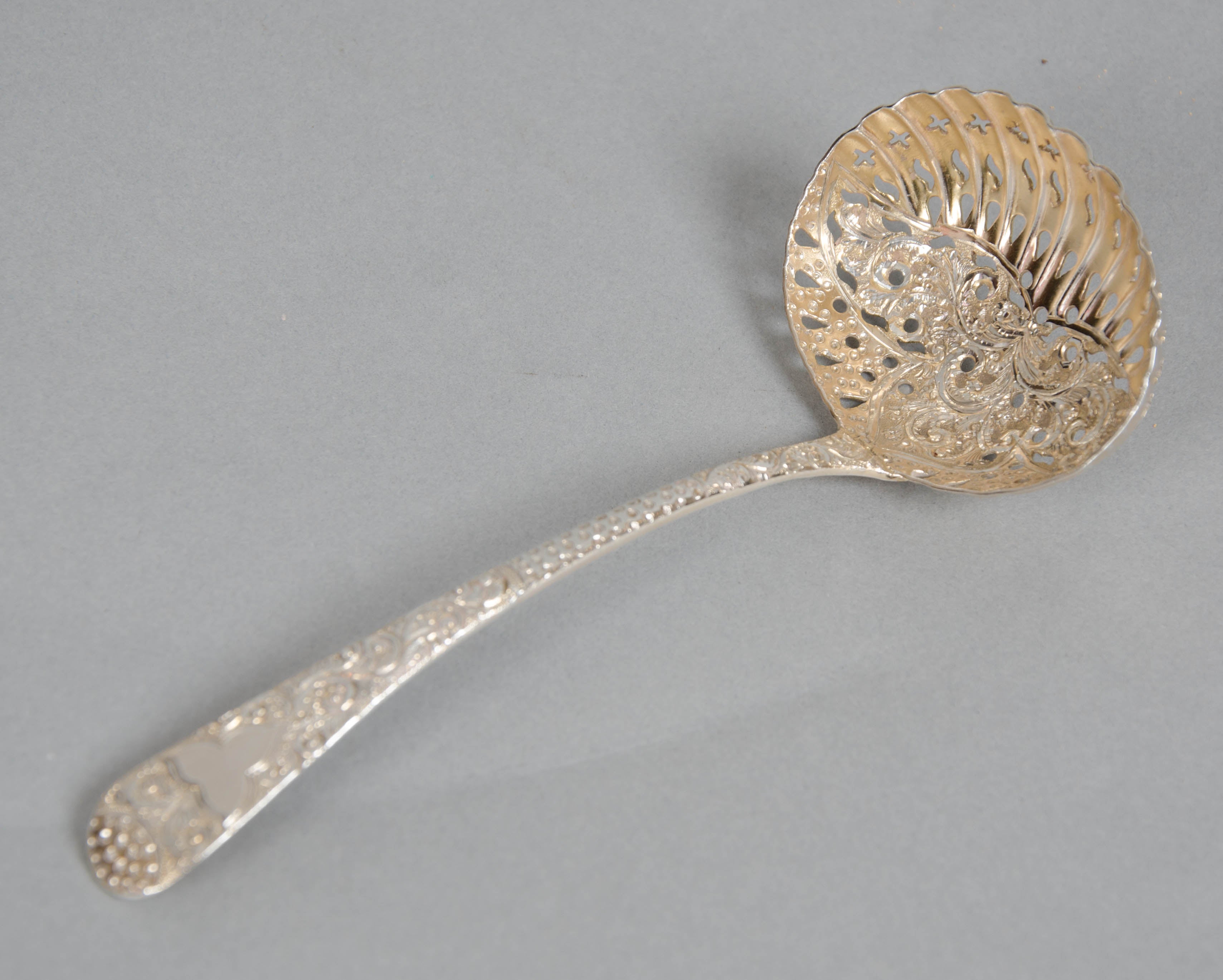 Three-Piece George III Berry Spoons with Sugar Sifter For Sale 3