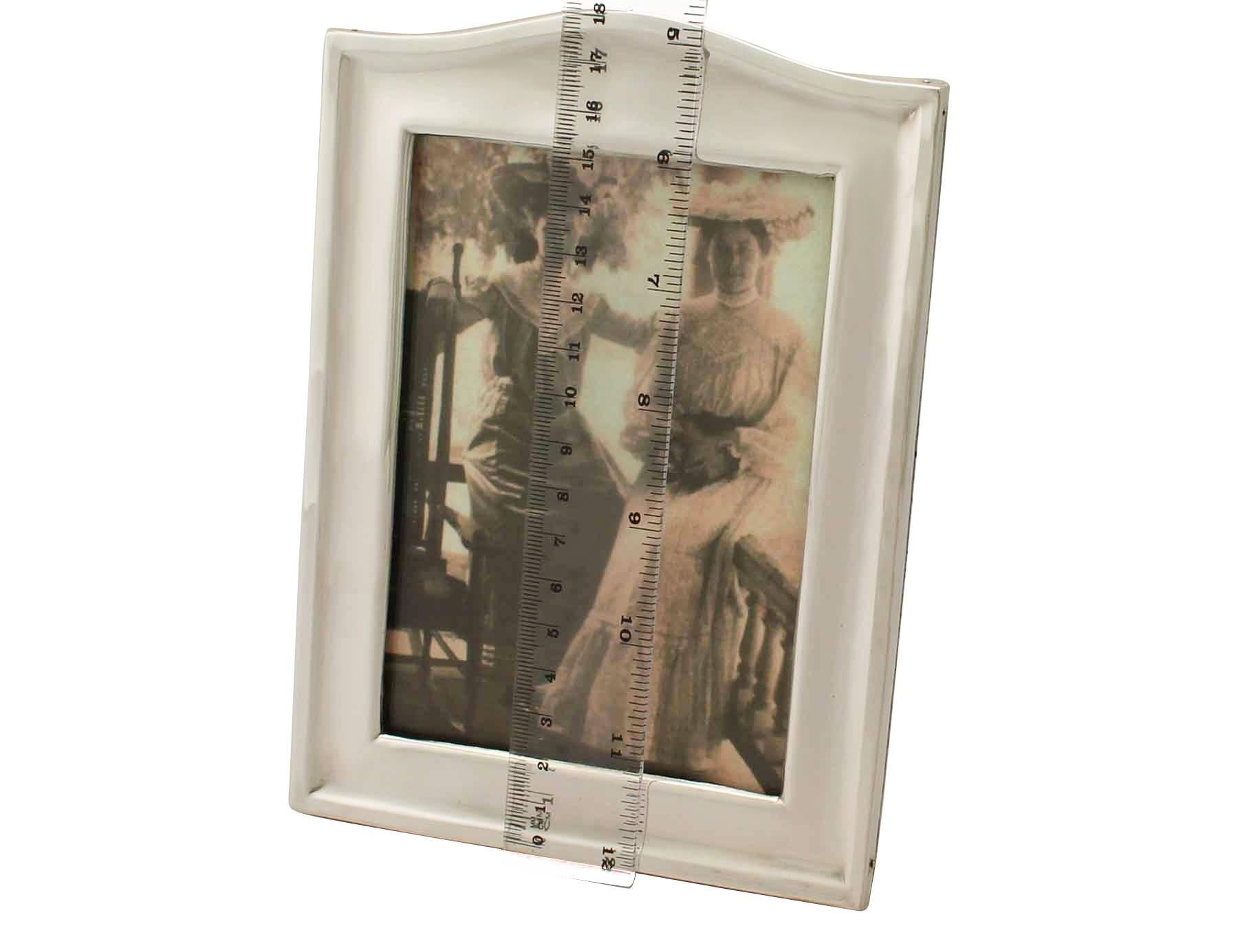 Antique George V Sterling Silver Photograph Frame 1