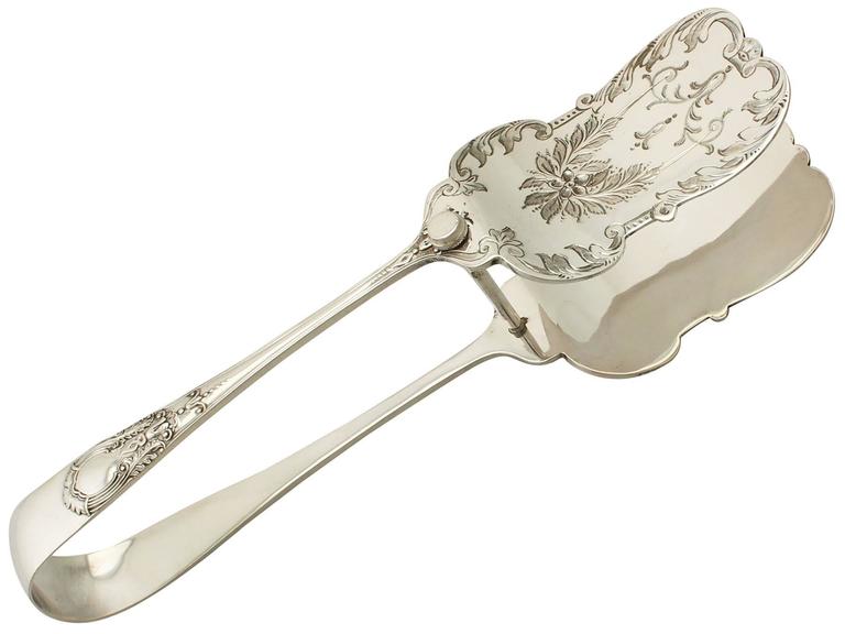 Antique Edwardian Pair of Sterling Silver Asparagus Tongs For Sale at 1stdibs