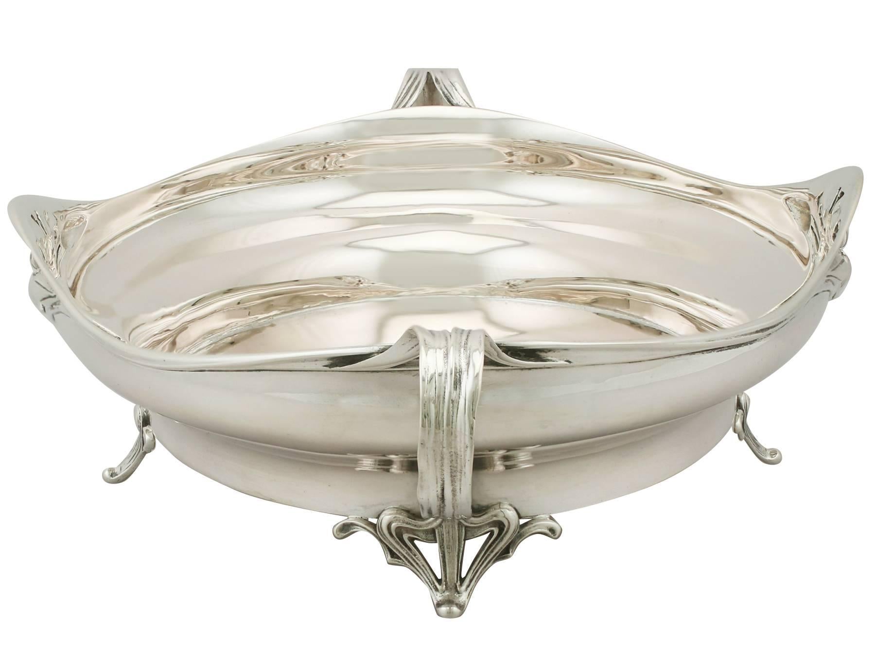 Antique German Silver Fruit Dish In Excellent Condition In Jesmond, Newcastle Upon Tyne