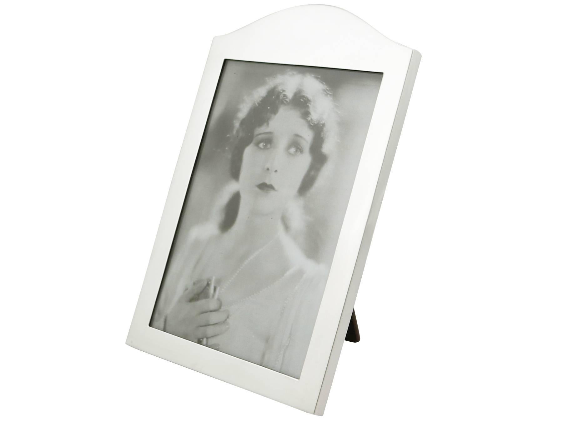 British 1919 Antique Sterling Silver Photograph Frame