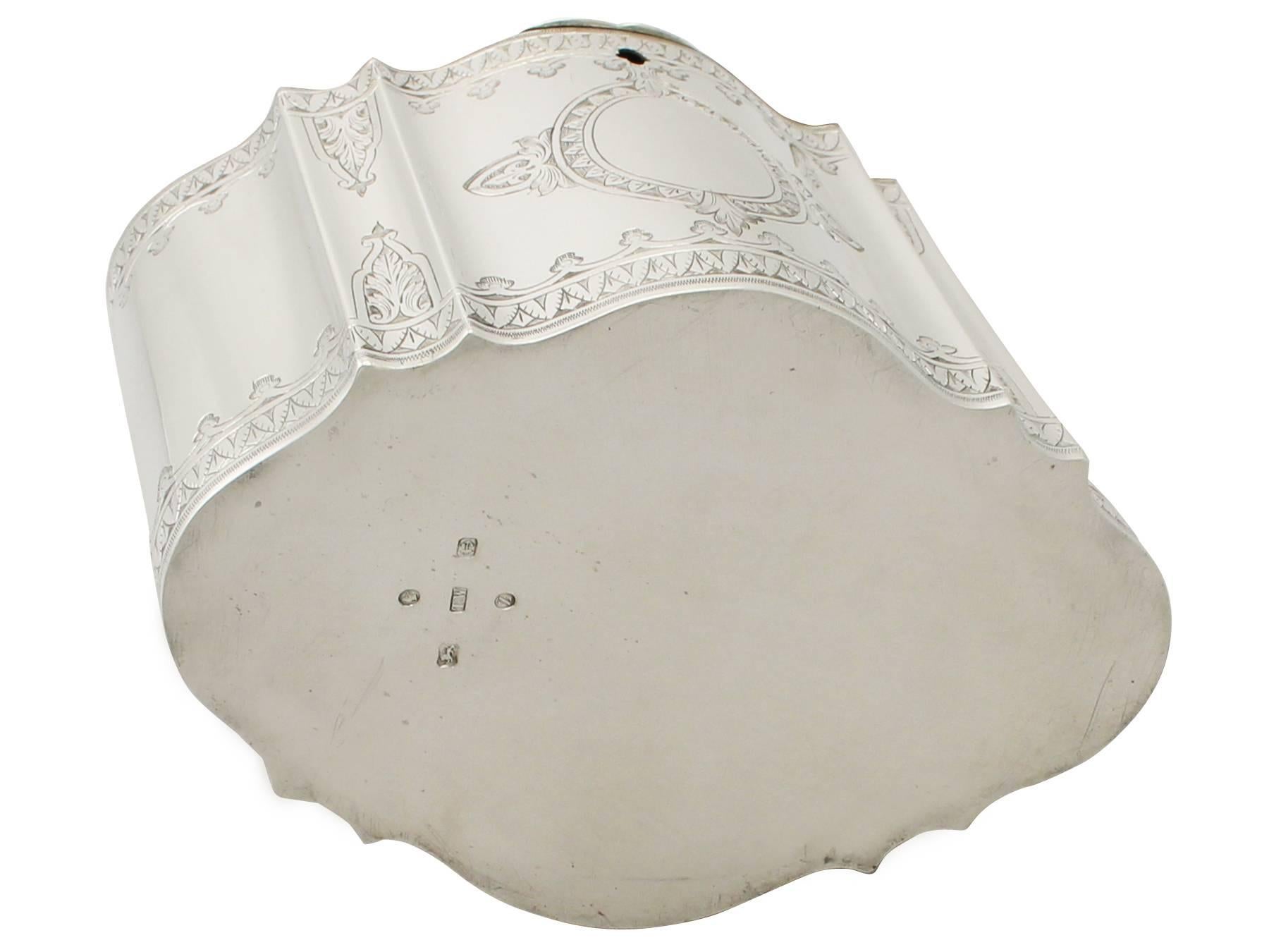 1874 Viktorianische Sterling Silber Verriegelung Tee Caddy im Angebot 5