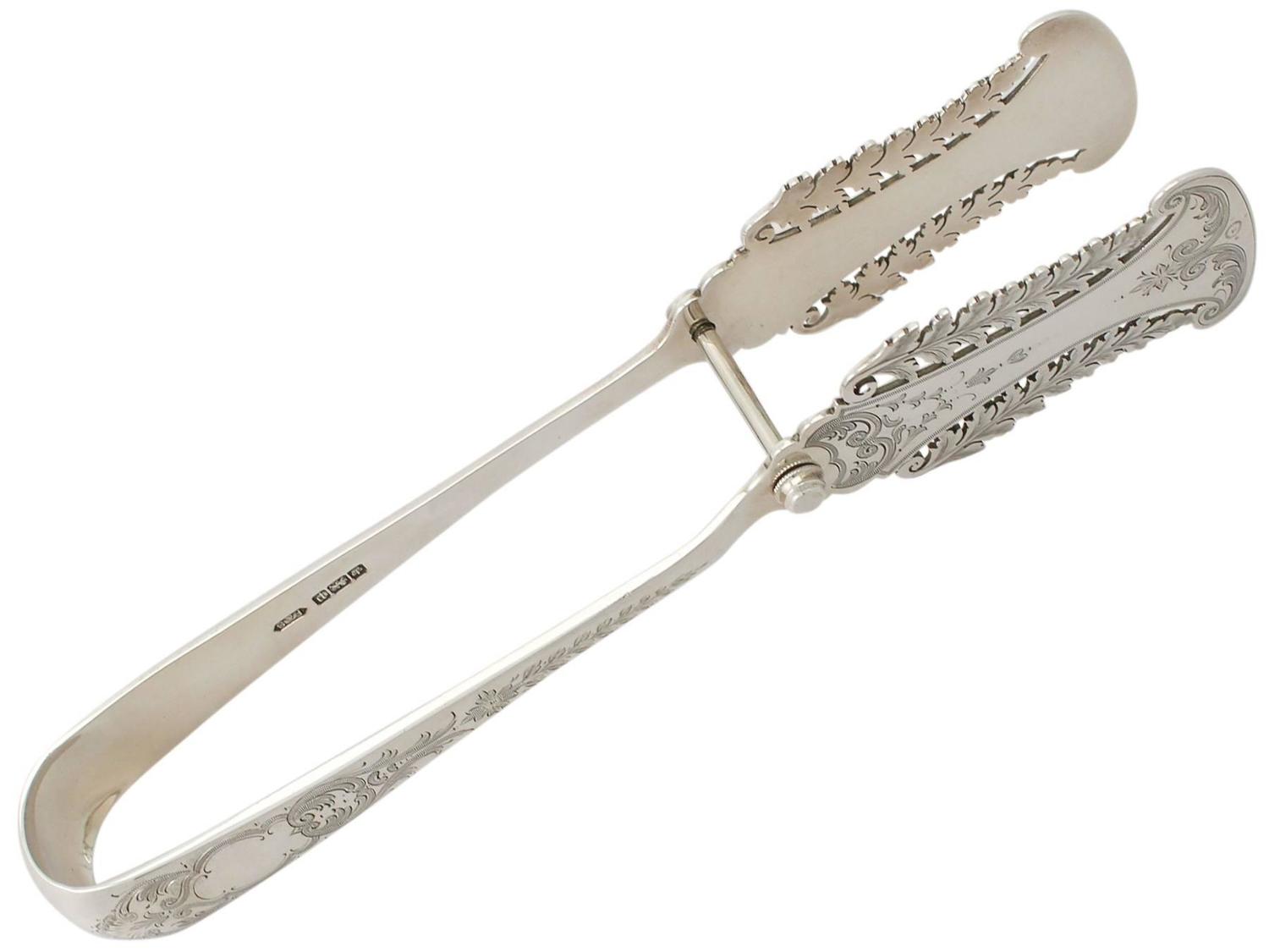 Pair of Sterling Silver Serving Tongs Antique Edwardian For Sale at