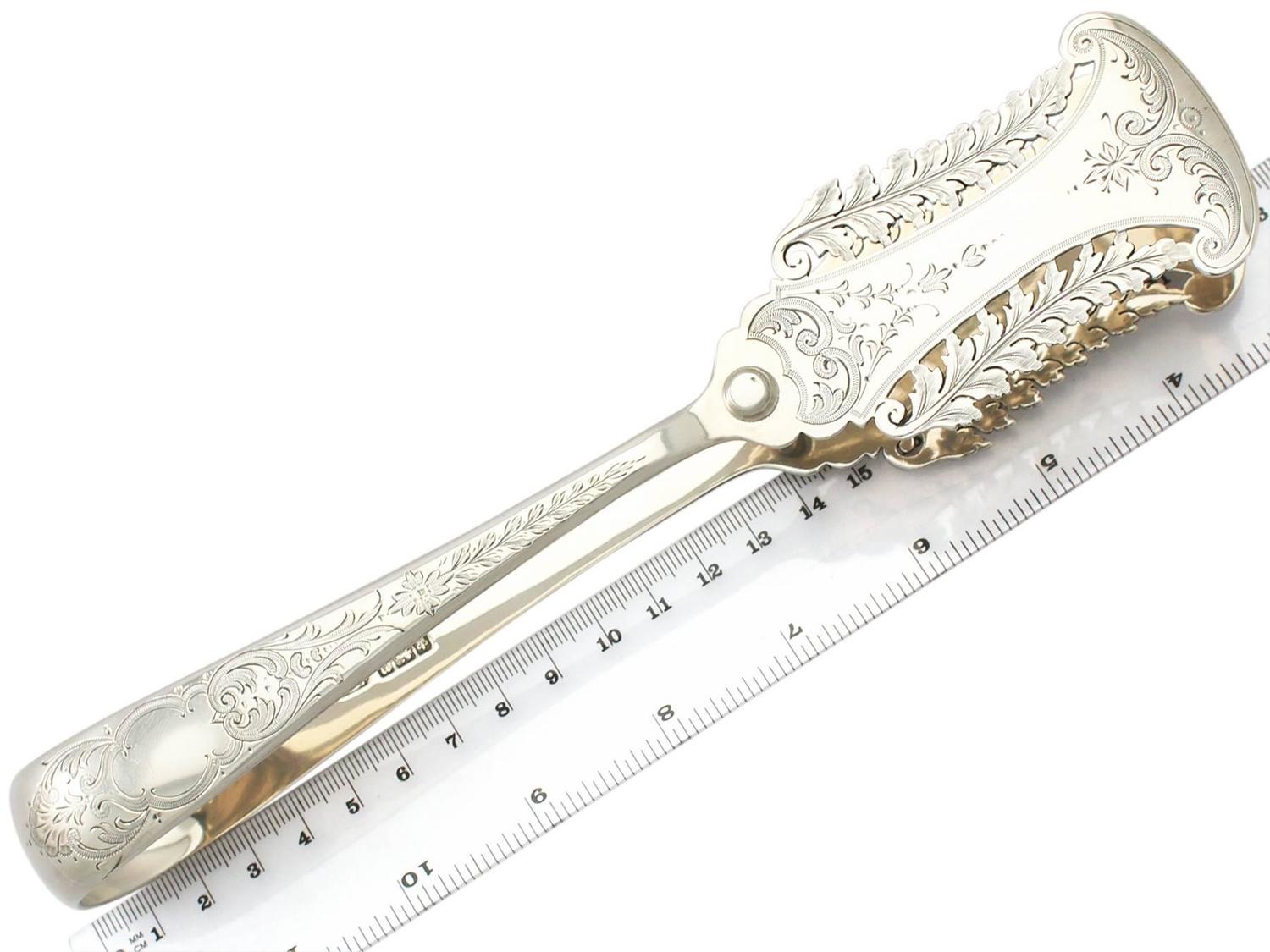 Pair of Sterling Silver Serving Tongs Antique Edwardian For Sale at