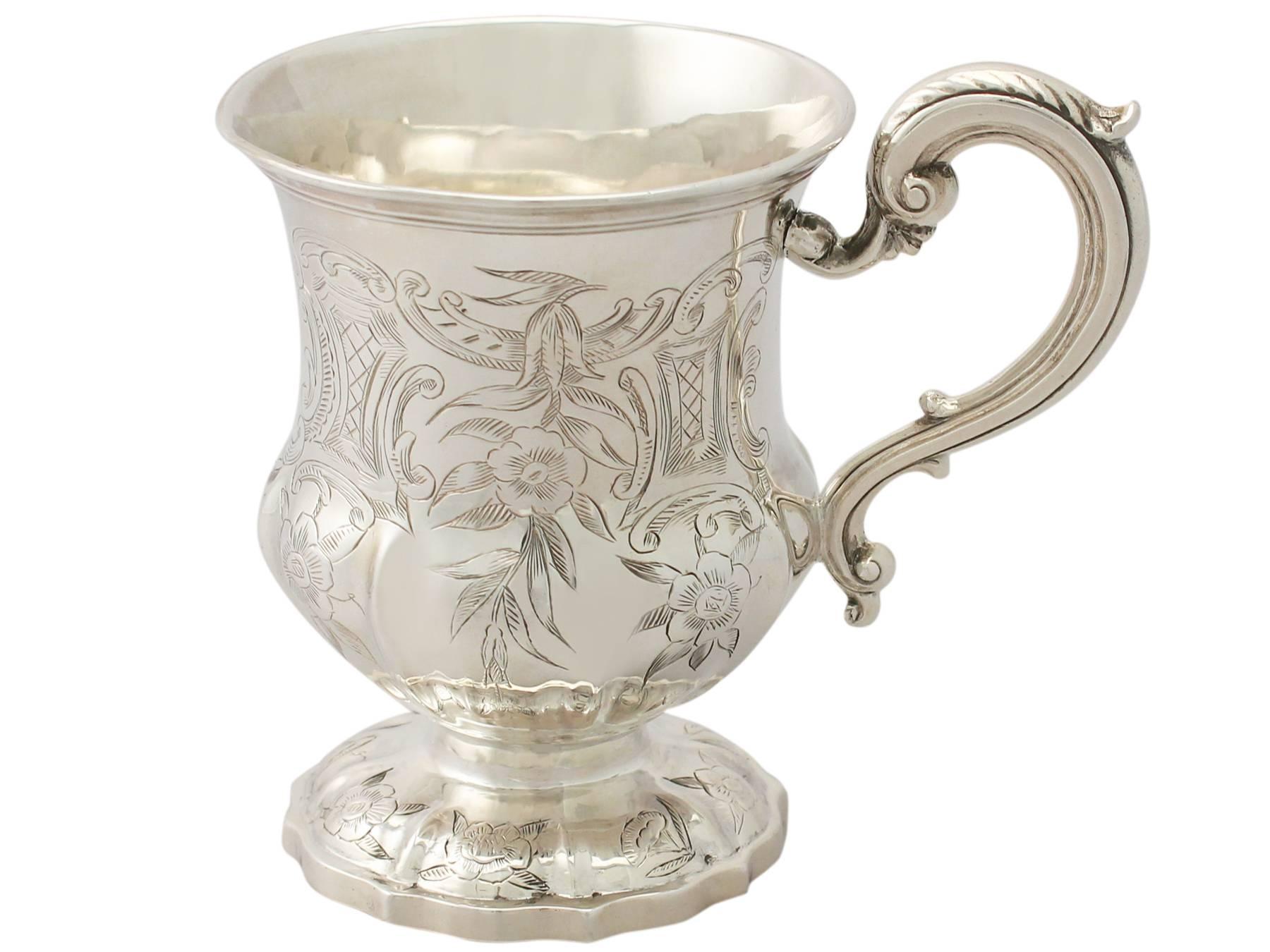 Sterling Silver Christening Mug - Antique Victorian In Excellent Condition In Jesmond, Newcastle Upon Tyne