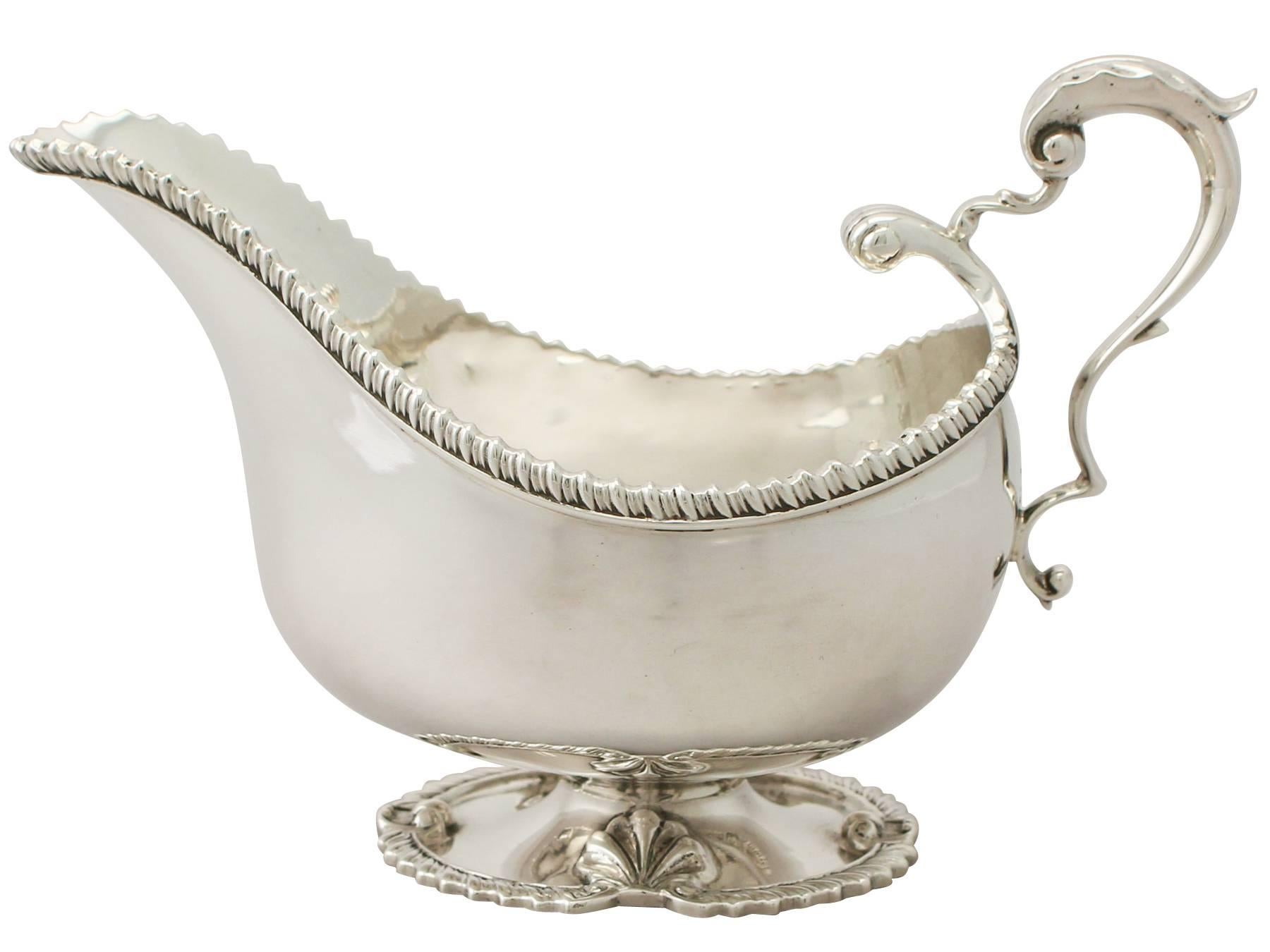 Early 20th Century Antique Sterling Silver Sauceboats or Gravy Boats in Regency Style, George V