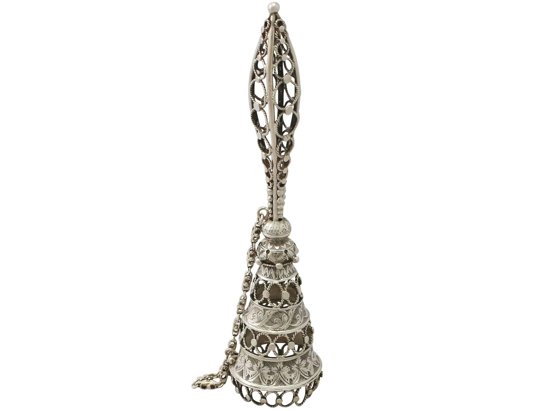 An exceptional, fine and impressive antique Victorian English sterling silver posy holder; an addition to our ornamental silverware collection.

This exceptional antique Victorian sterling silver posy holder has a conical shaped form.

The