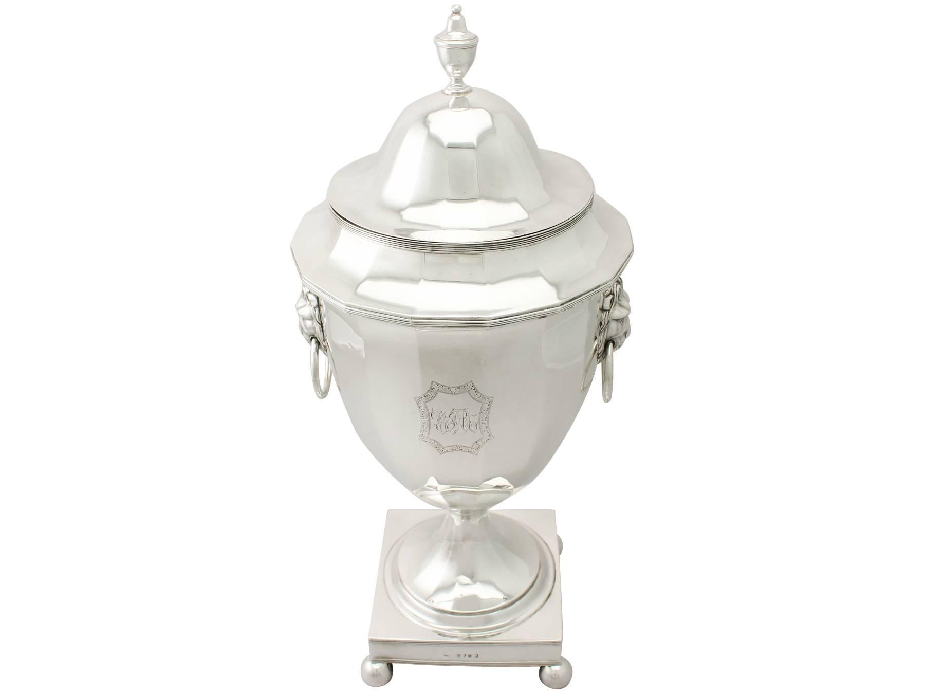 A magnificent, fine and impressive, large antique George III English sterling silver samovar made in the Adams style; an addition to our Georgian silver teaware collection

This magnificent antique George III sterling silver samovar has plain