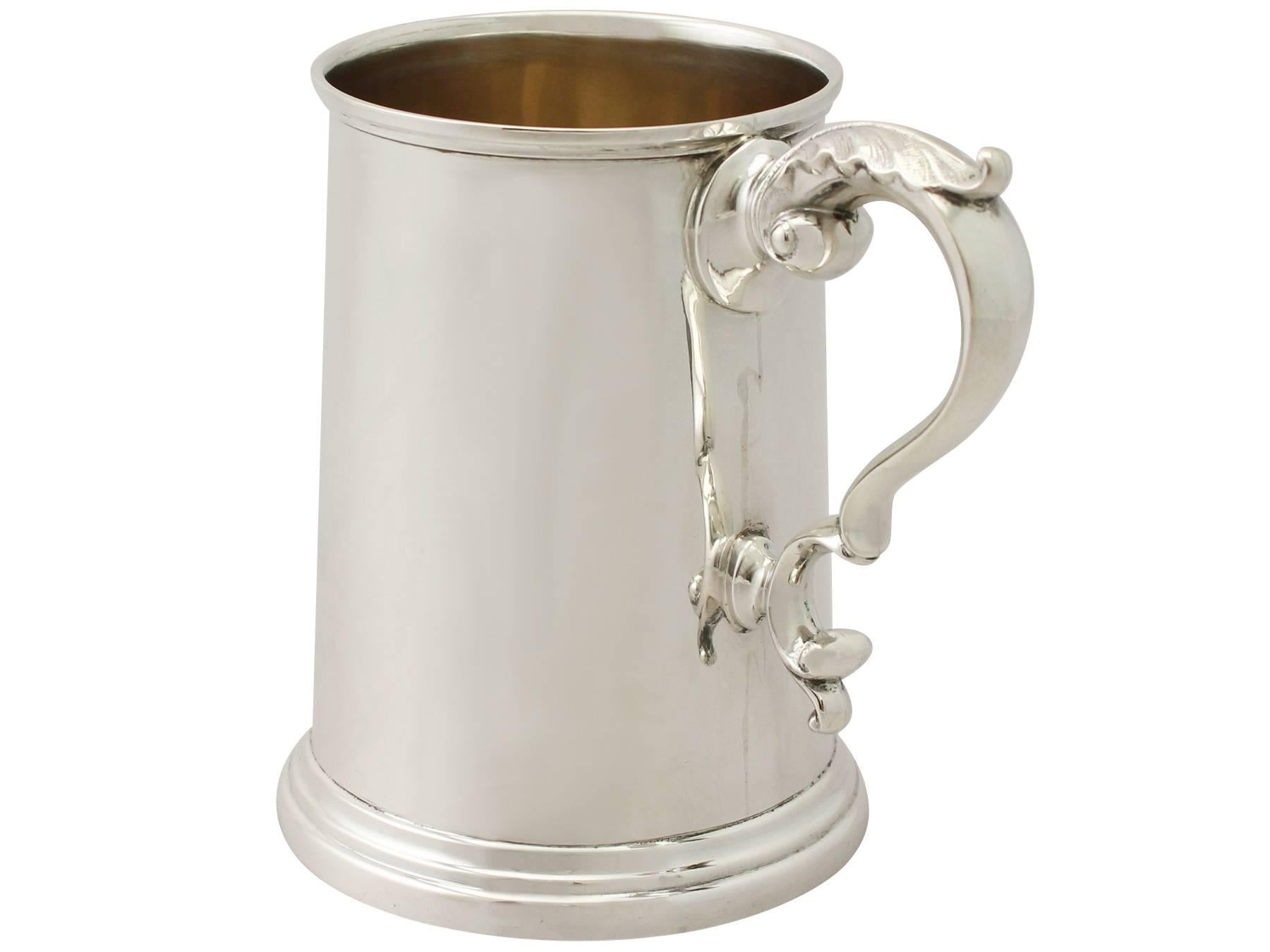 Sterling Silver Pint Mug, Antique Victorian In Excellent Condition In Jesmond, Newcastle Upon Tyne