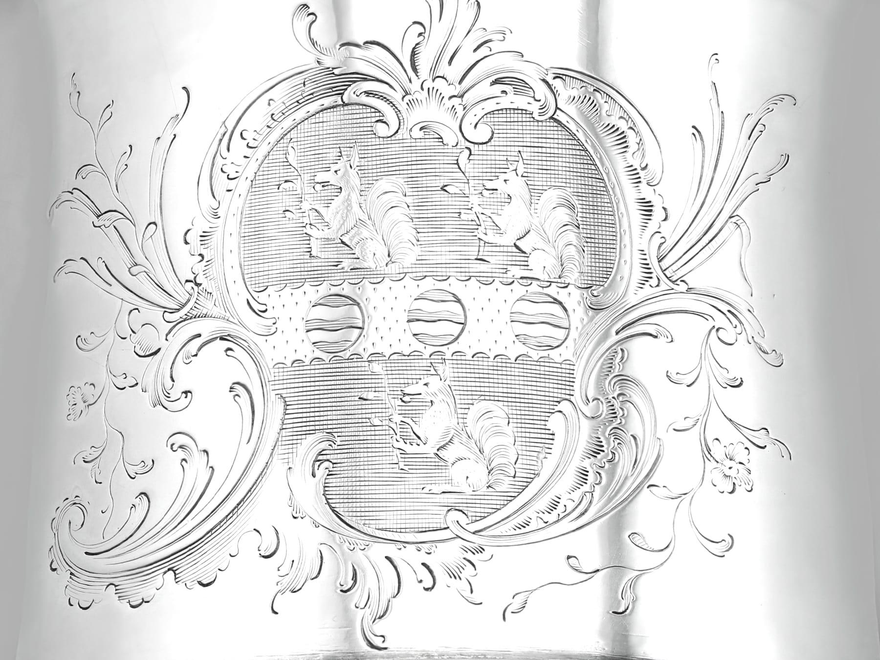 Antico boccale in argento di Giorgio II Newcastle (1759) in vendita 4
