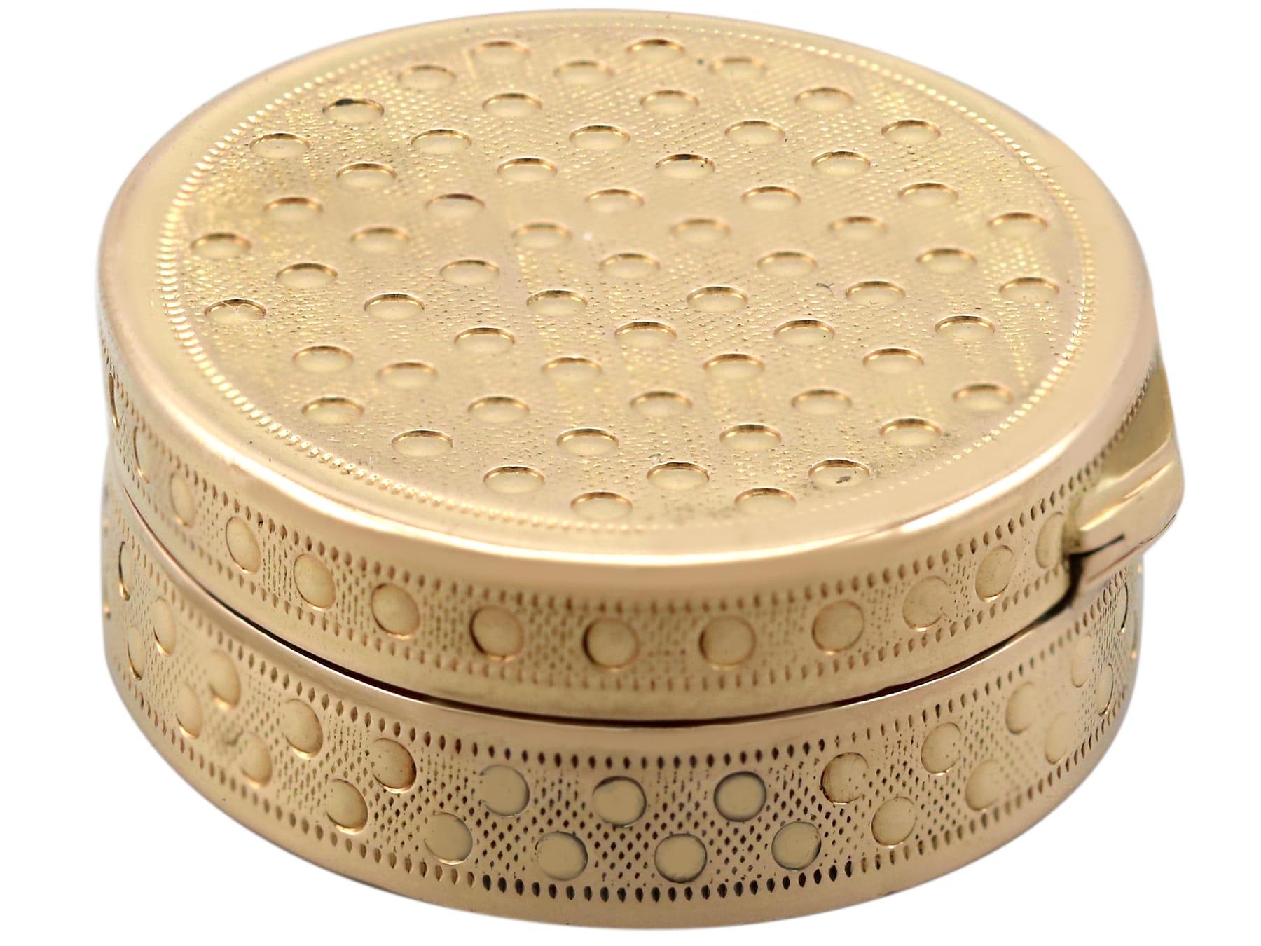 Antica vinaigrette in oro giallo 18 carati, circa 1800 in vendita 1