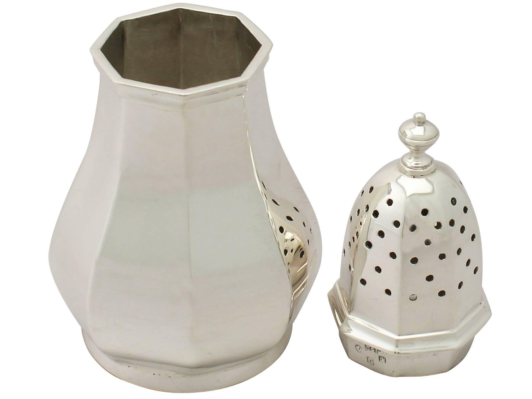 Pair of Scottish Sterling Silver Sugar Casters, George I Style, Antique George V 1