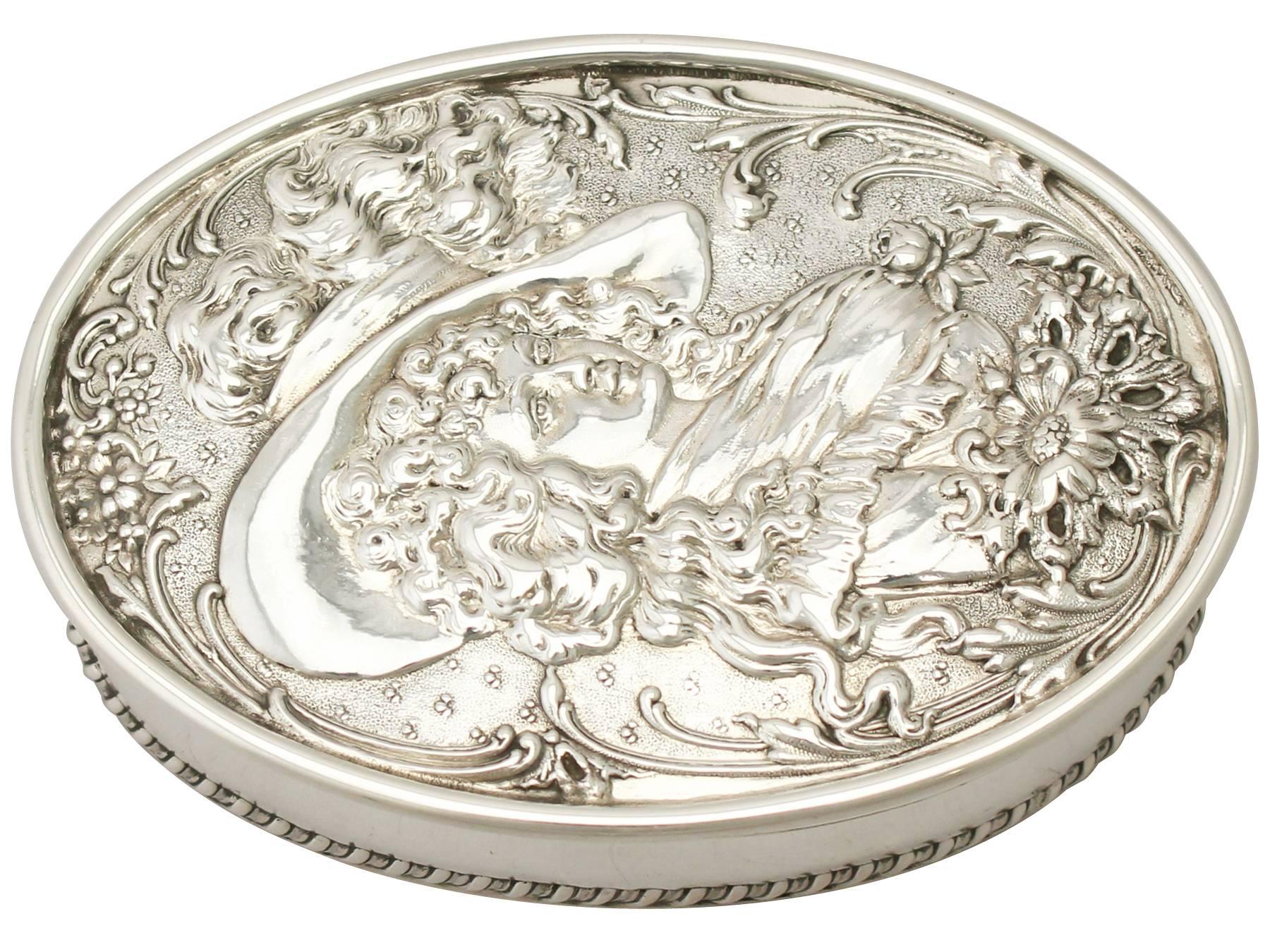 Sterling Silver Jewelry/Trinket Box, Art Nouveau Style, Antique Edwardian In Excellent Condition In Jesmond, Newcastle Upon Tyne