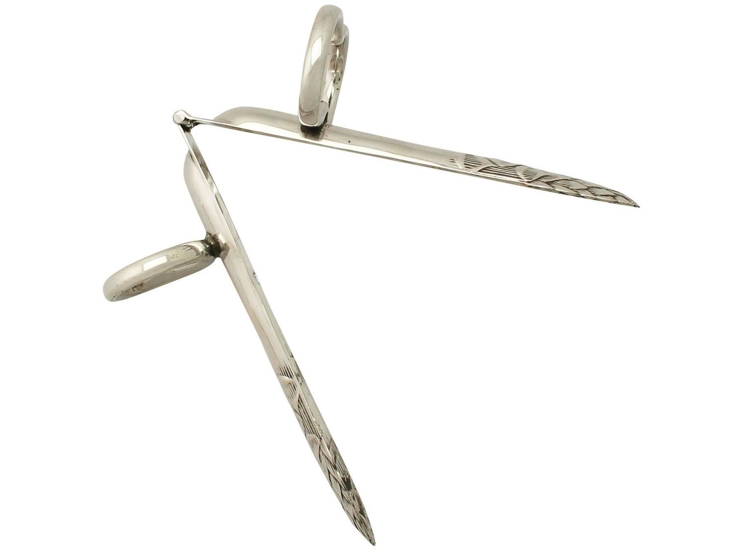 Sterling Silver Asparagus Tongs, Antique V For Sale at 1stdibs