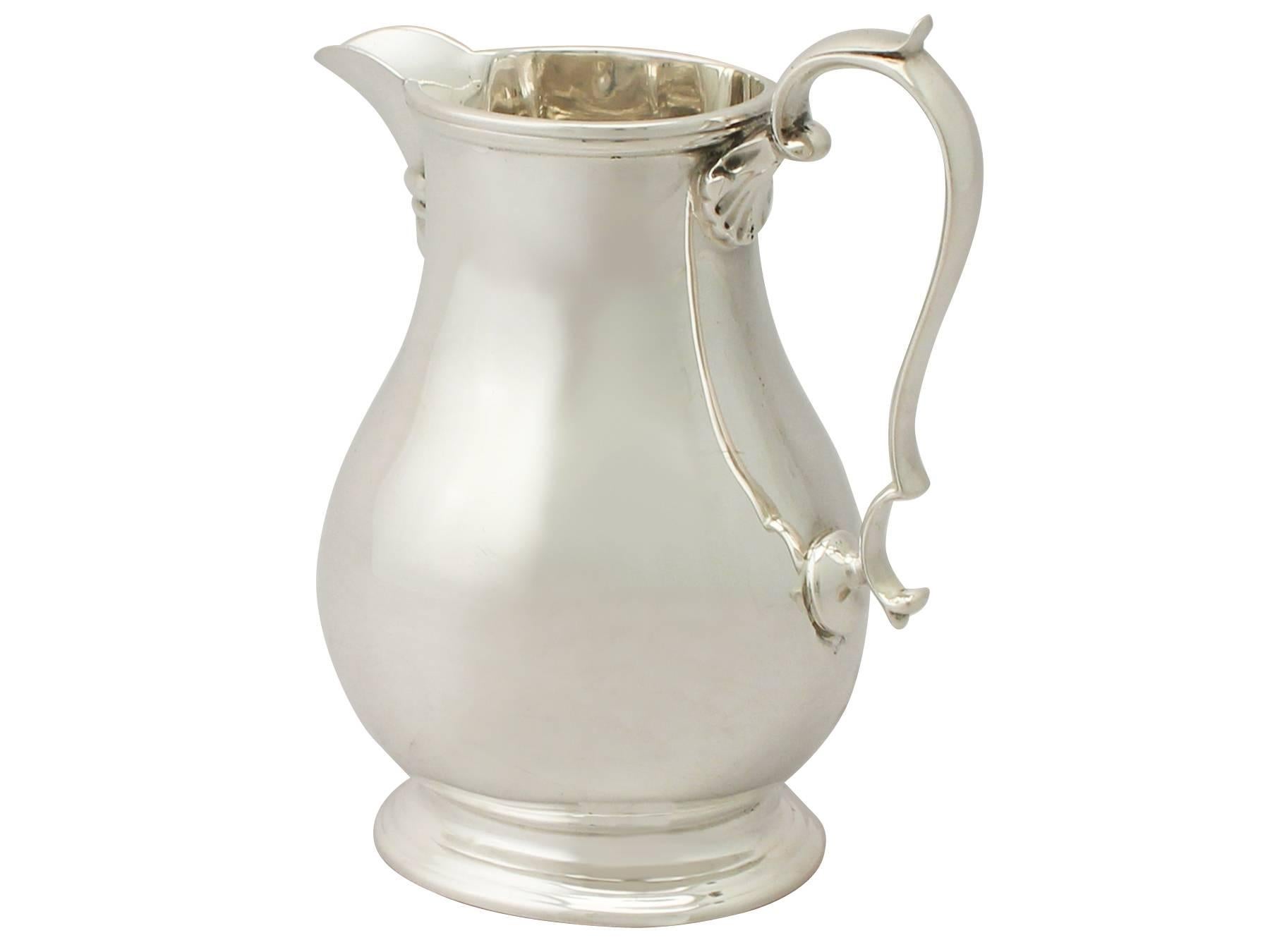 Vintage Sterling Silver Cream Jug /  Creamer in George I Style In Excellent Condition In Jesmond, Newcastle Upon Tyne