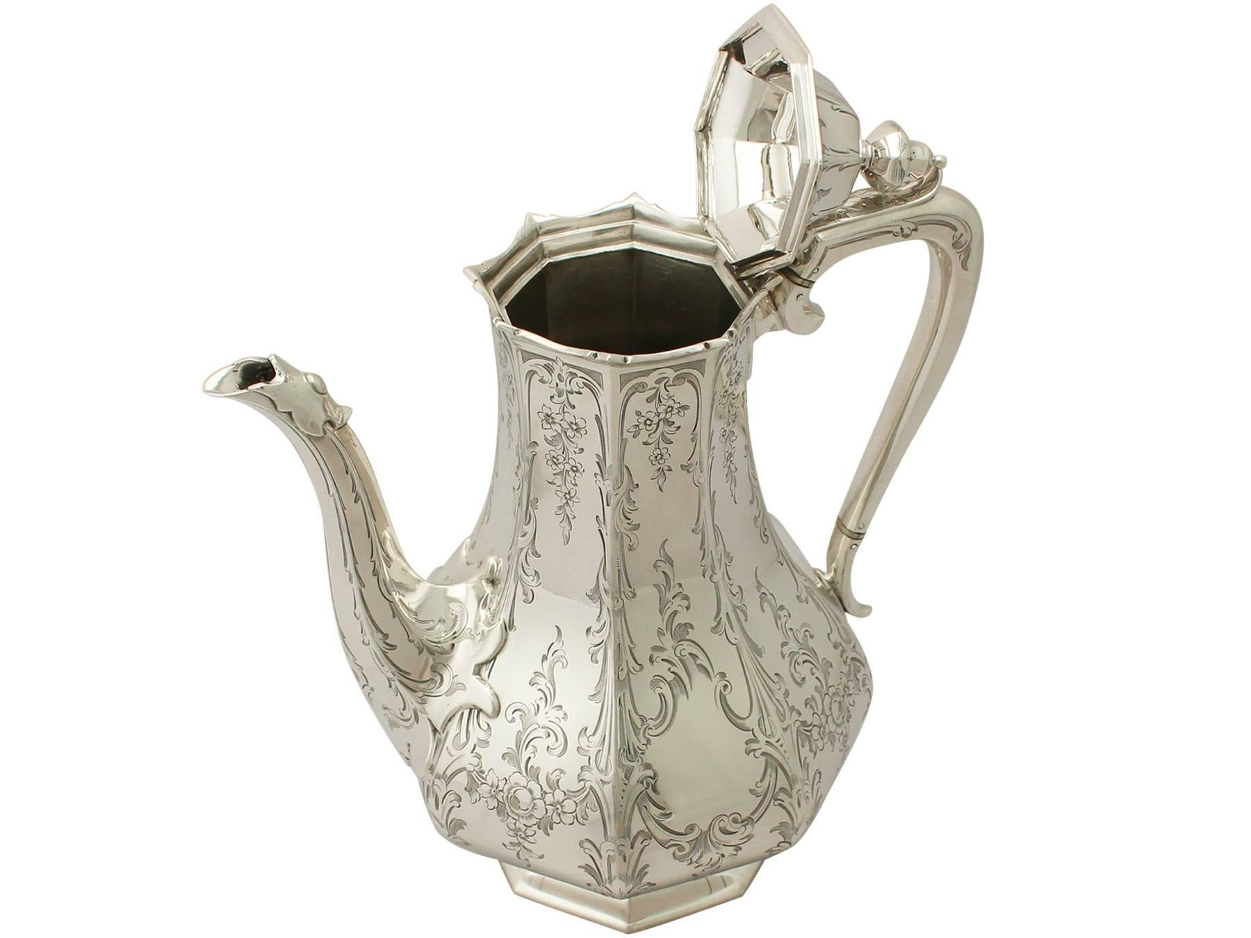Antique Victorian Sterling Silver Coffee Pot by Edward & John Barnard In Excellent Condition In Jesmond, Newcastle Upon Tyne