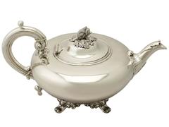 1830s Antique Victorian Sterling Silver Teapot