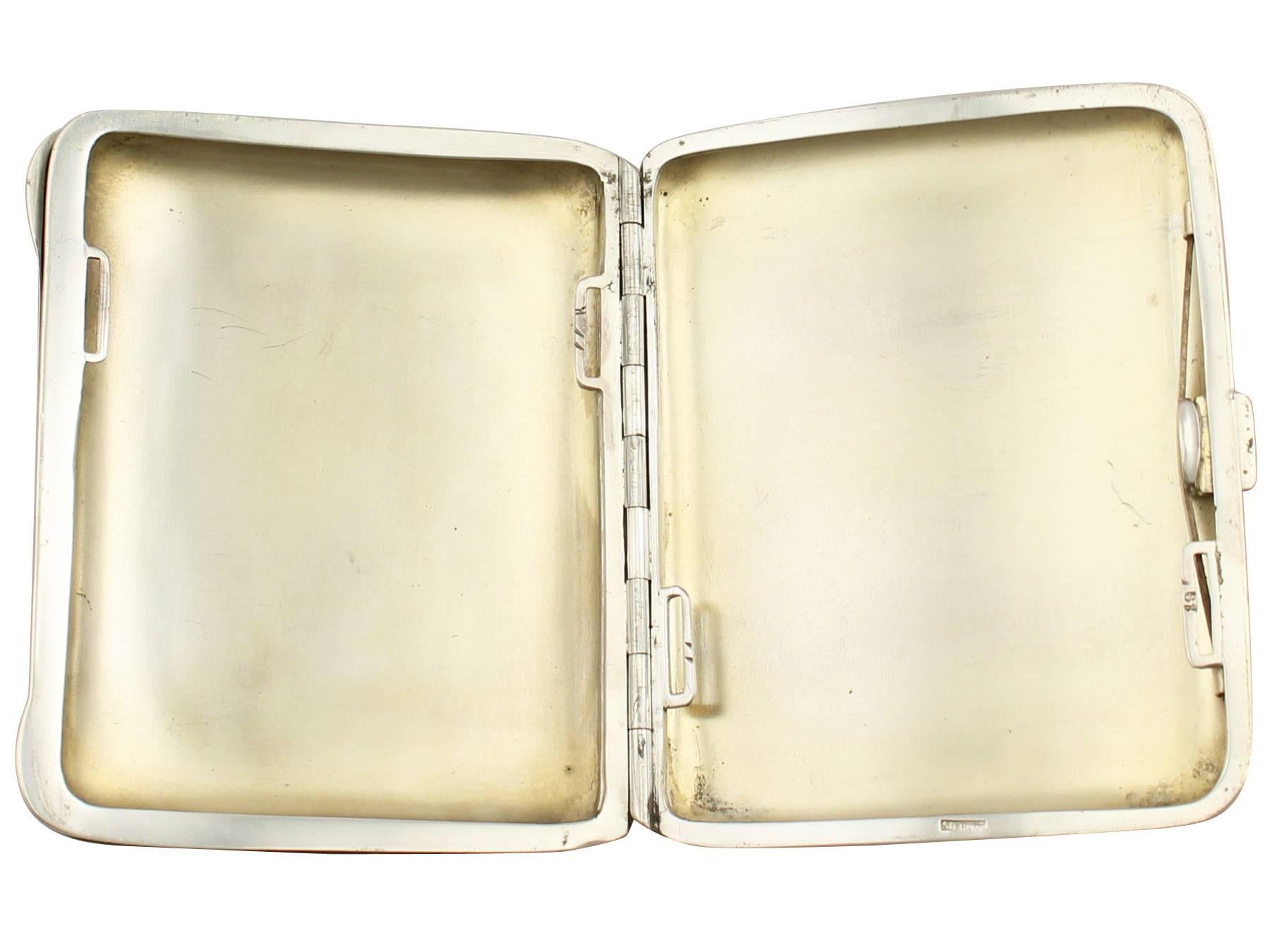 Antique Austrian Sterling Silver and Erotica Enamel Cigarette Case In Excellent Condition In Jesmond, Newcastle Upon Tyne