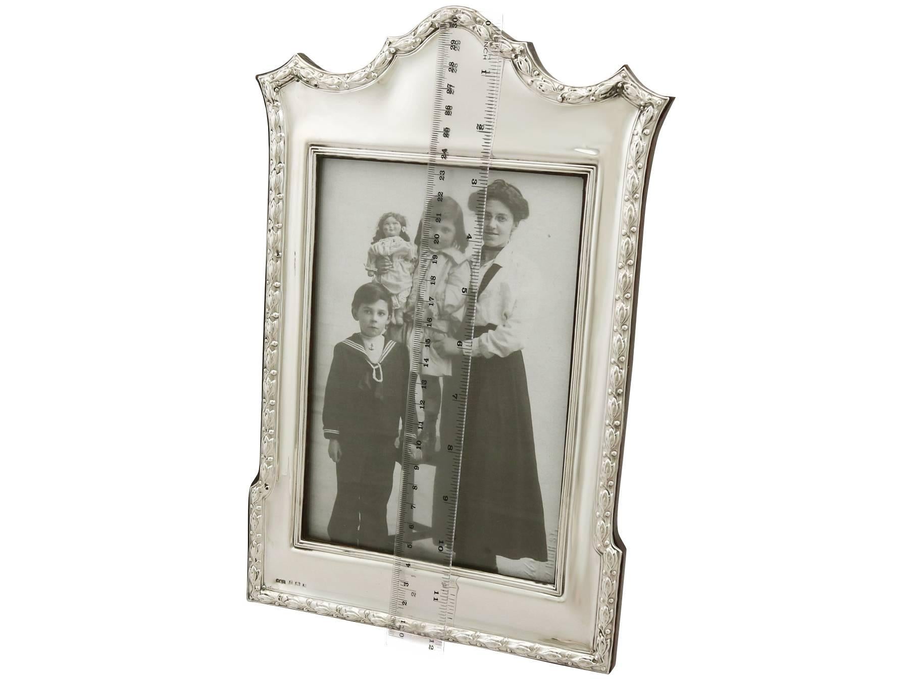 1900s Antique Edwardian Sterling Silver Photograph Frame 4