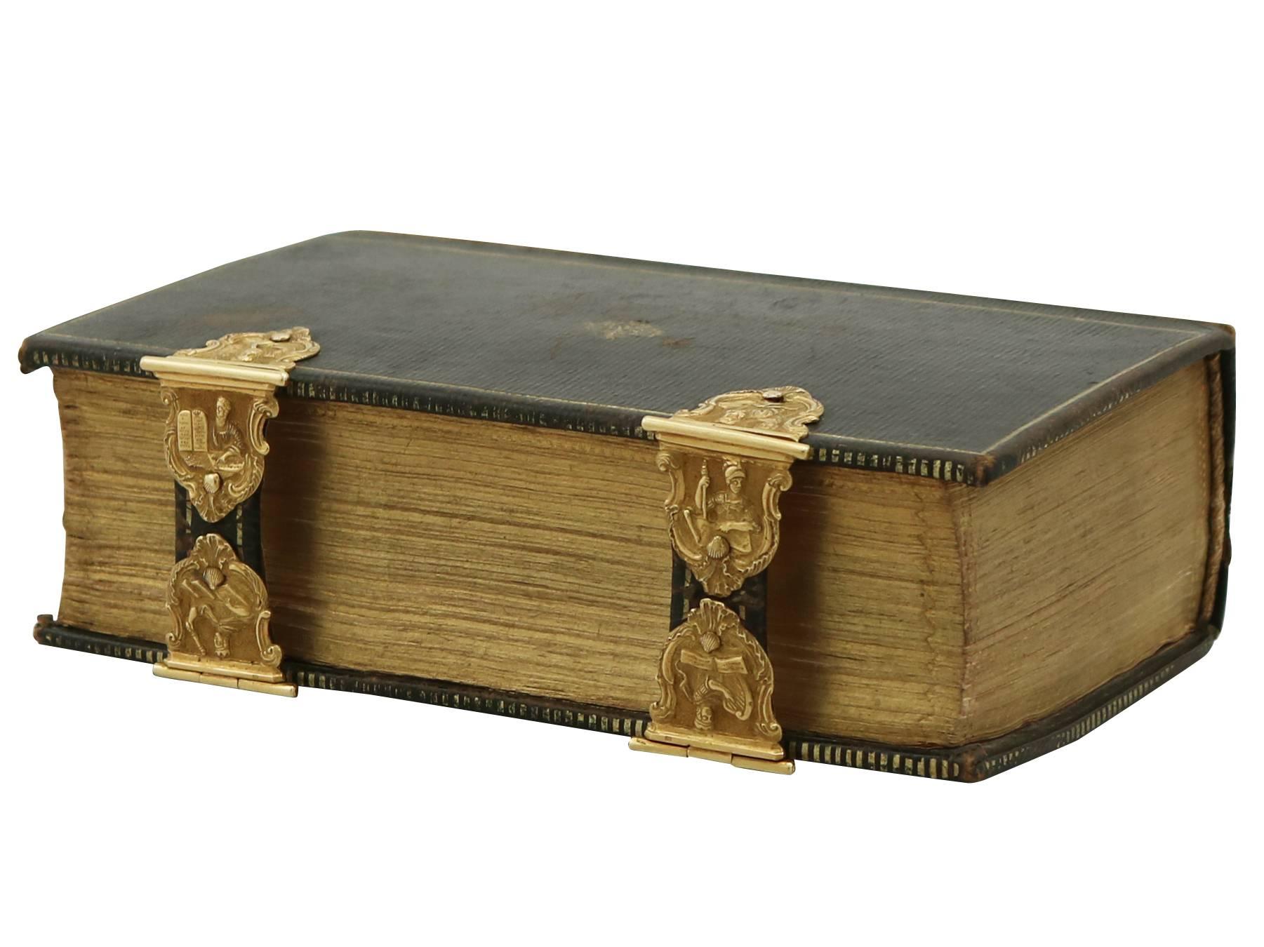 Mid-18th Century Dutch 20-Karat Yellow Gold Mounted Bible, circa 1740