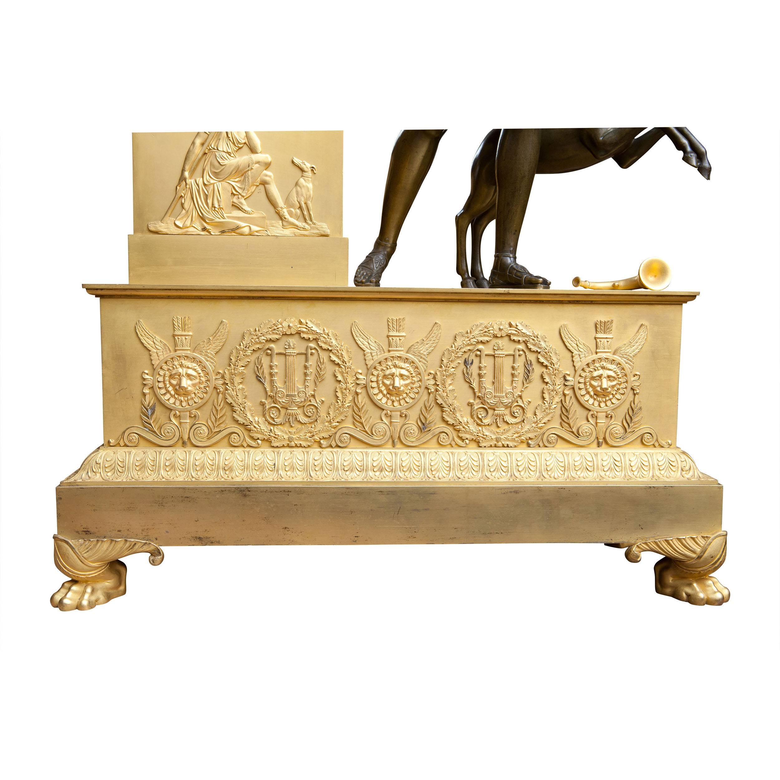 Große Empire-Kaminuhr aus Bronze und Goldbronze (Louis Philippe) im Angebot