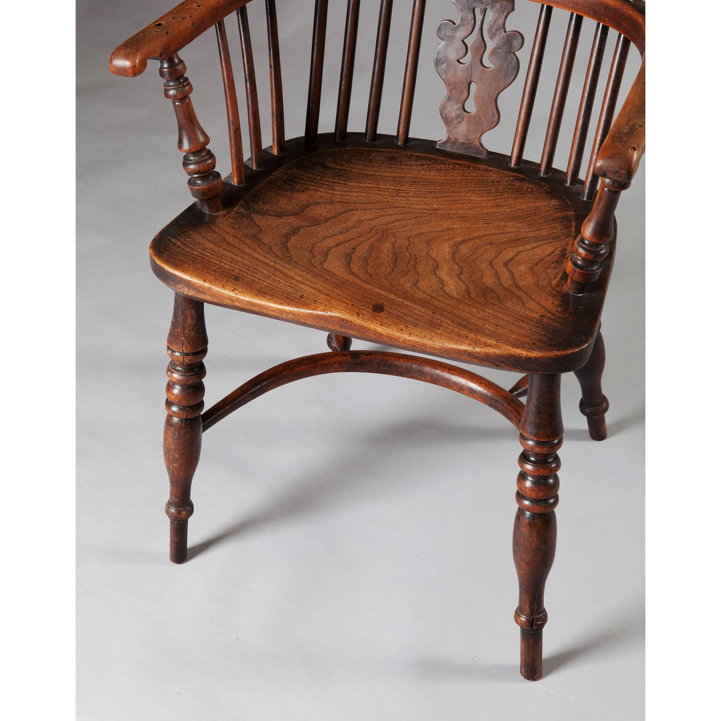 Arts and Crafts Antique Yew Wood Windsor Chair