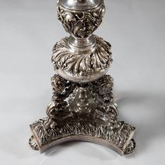 Große versilberte Säulenlampen, Paar