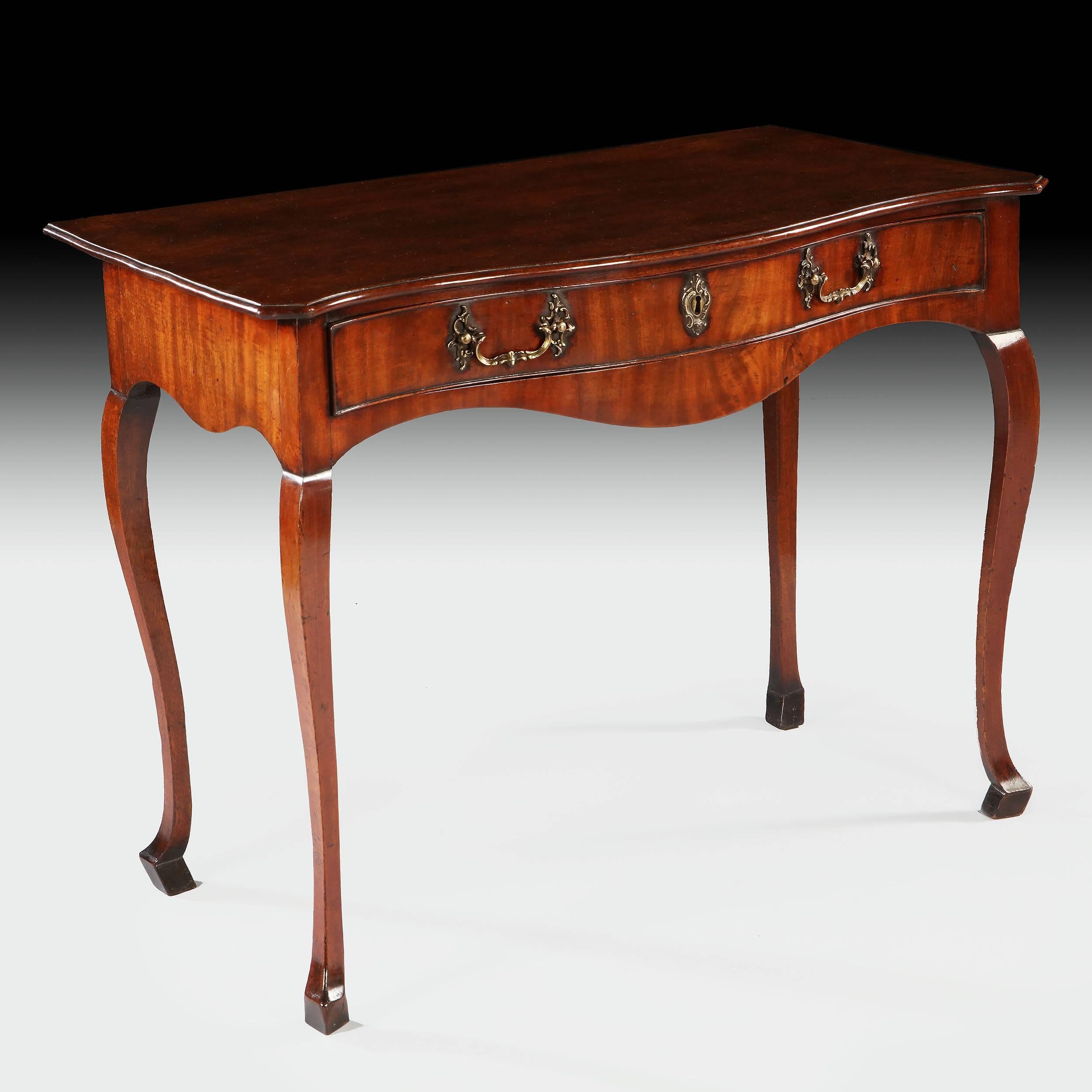18th Century Serpentine George III Chippendale Mahogany Side Table 1
