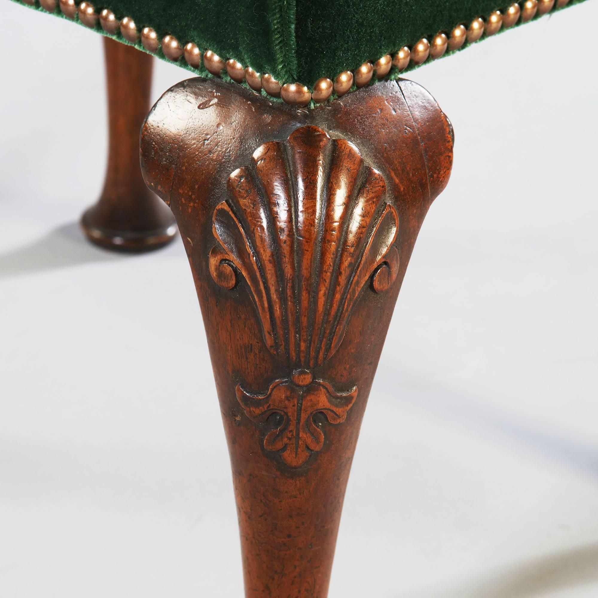 George II Pad Foot Walnut Stool In Excellent Condition For Sale In London, by appointment only