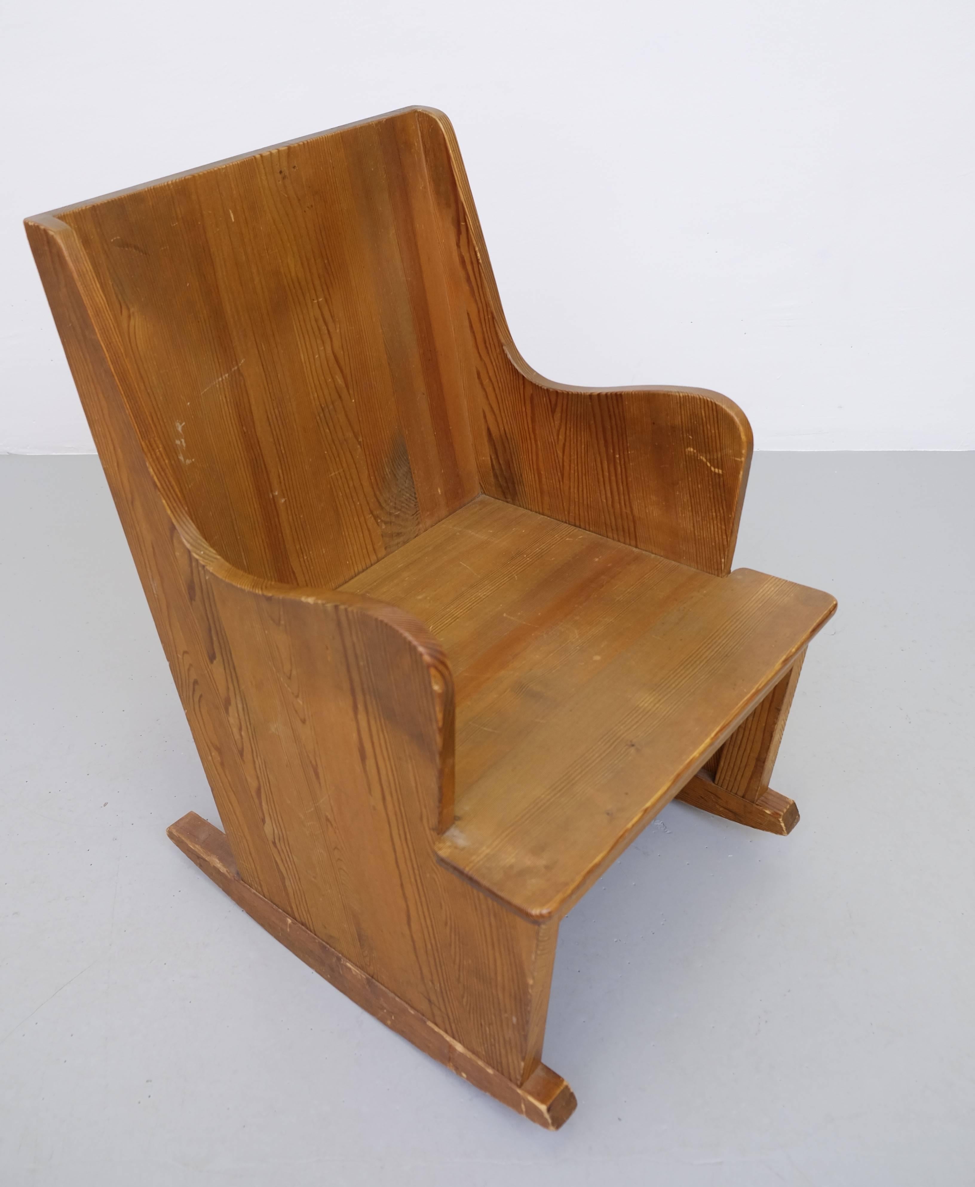 Scandinavian Modern Axel-Einar Hjorth 'Lovö' Rocking Chair for Nordiska Kompaniet, 1930s