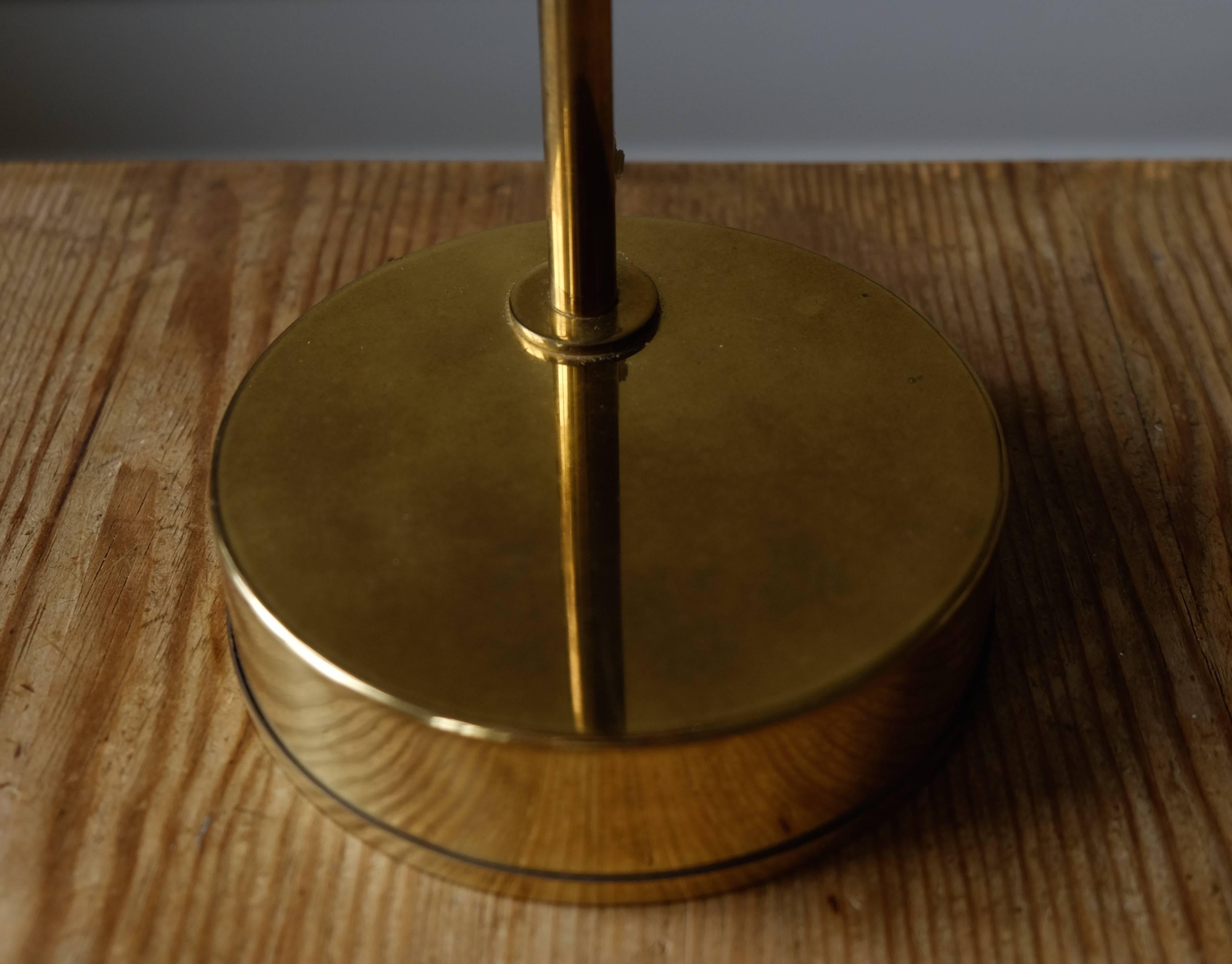 Hans-Agne Jakobsson Model B-140 Brass Table Lamp For Sale 1