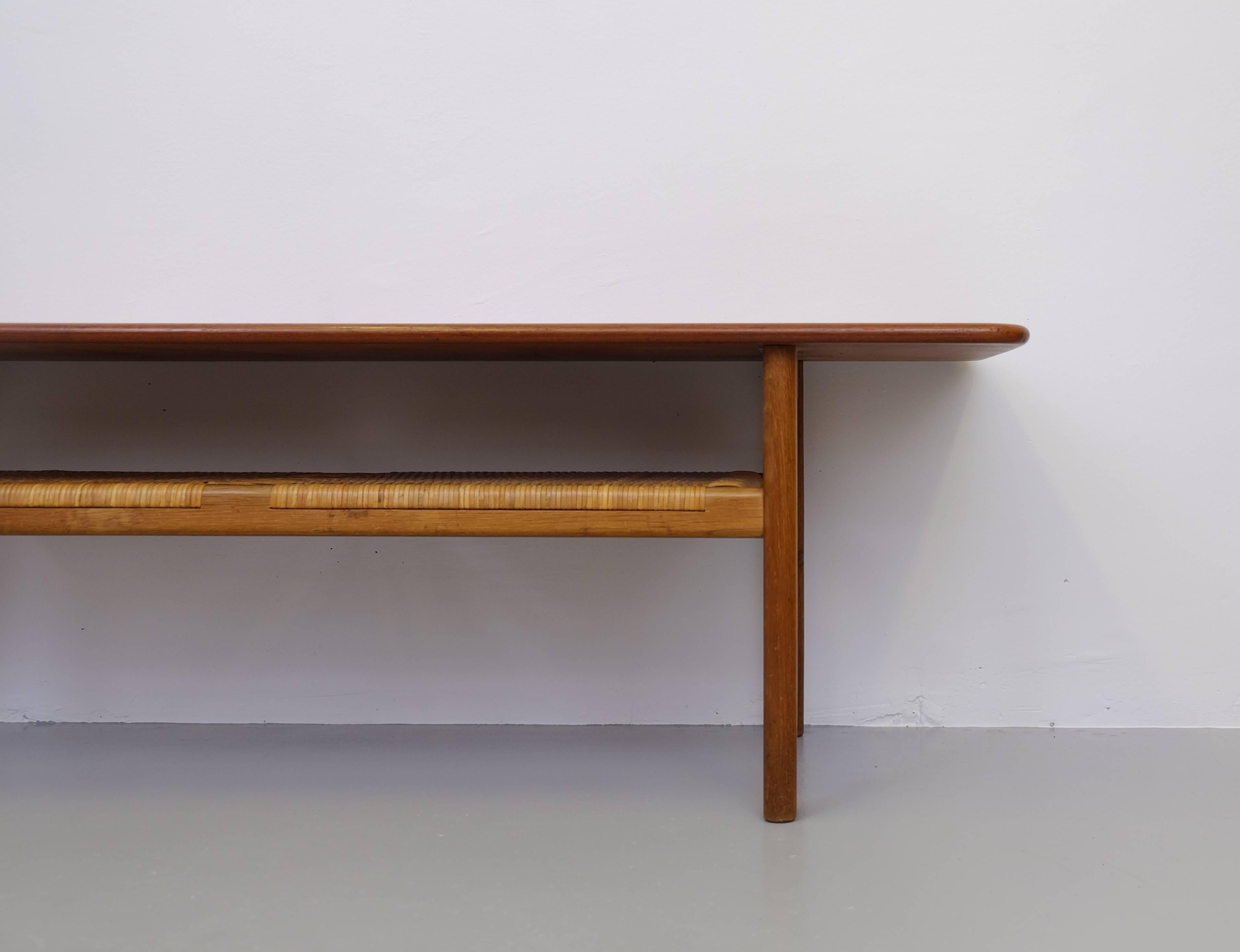 Cane Hans Wegner Coffee Table AT-10