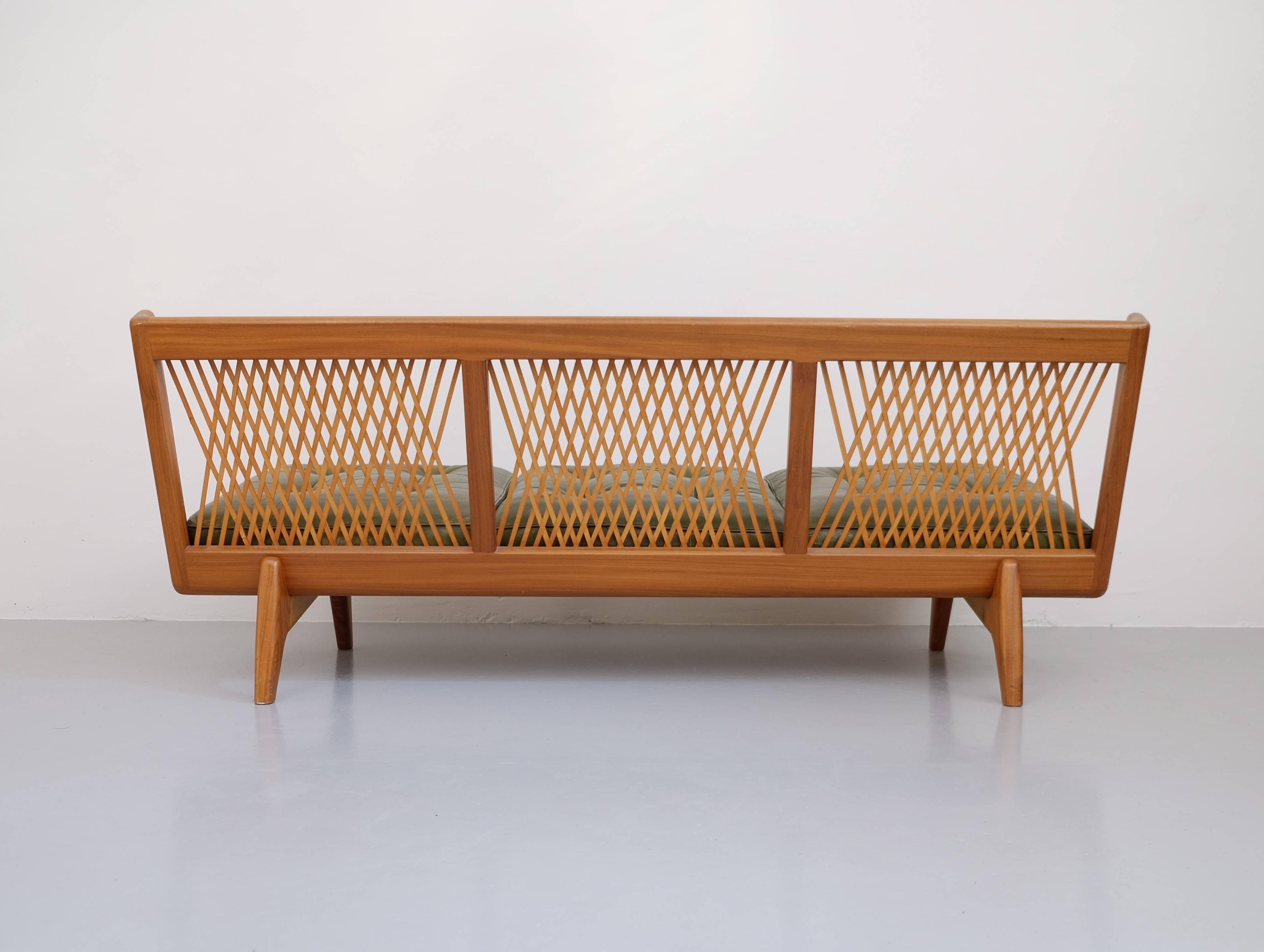 Mid-20th Century Sofa Model Trienna Designed by Carl Gustaf Hiort af Ornäs For Sale