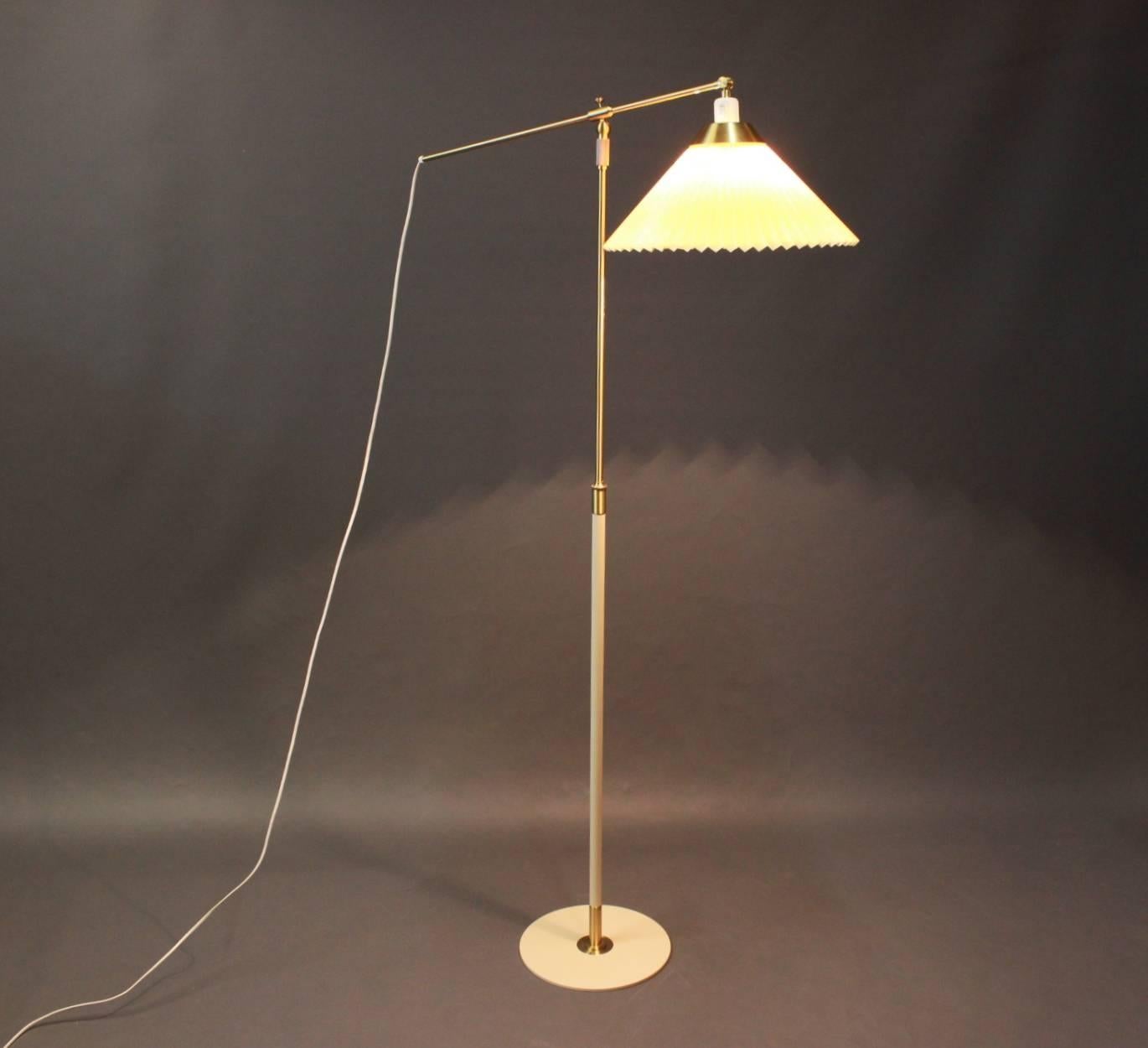 Le Llint floor lamp model 349 in brass, designed by Aage Petersen in 1946 and manufactured by Le Klint in the 1980s.