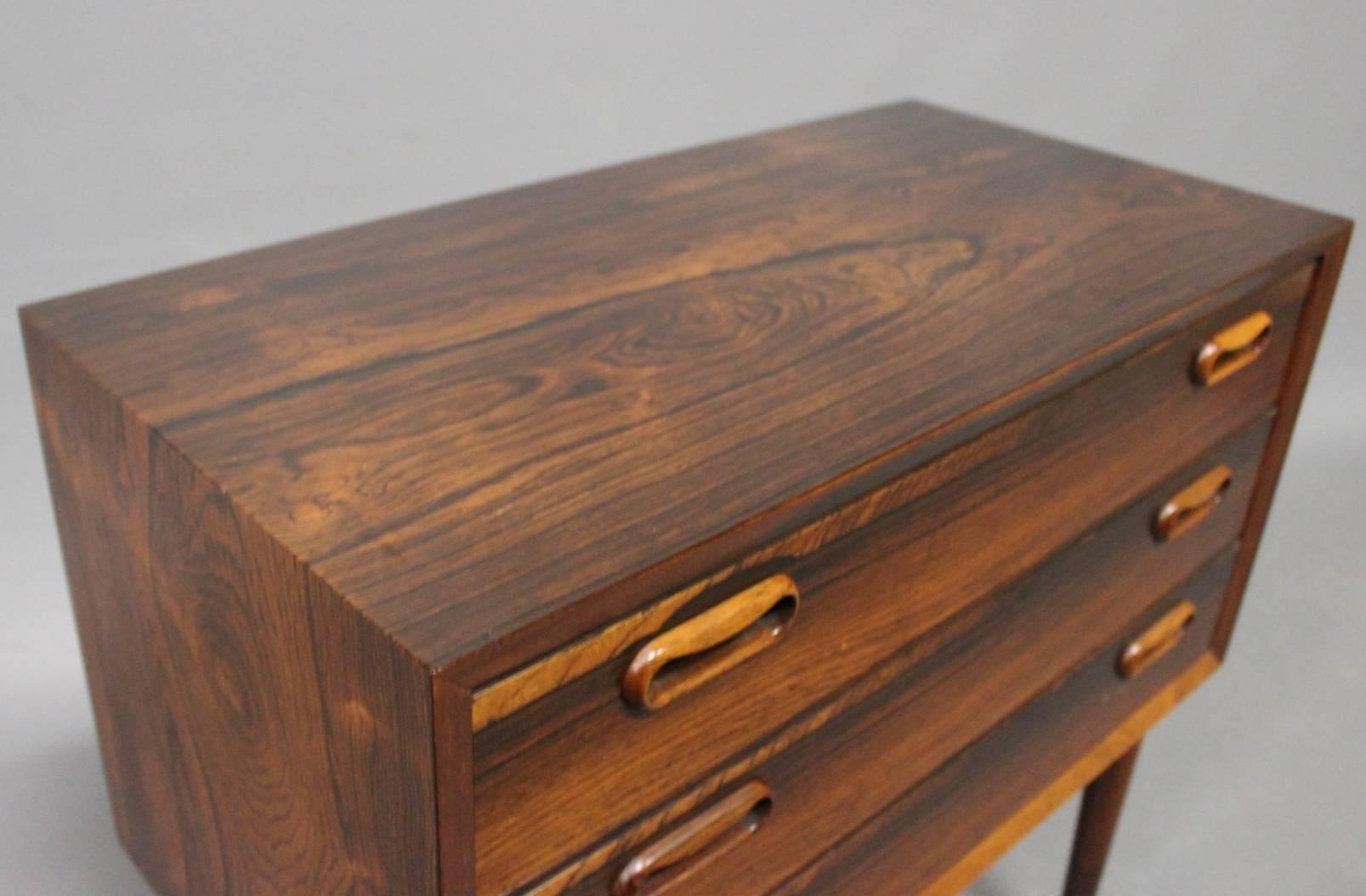 1960's chest of drawers