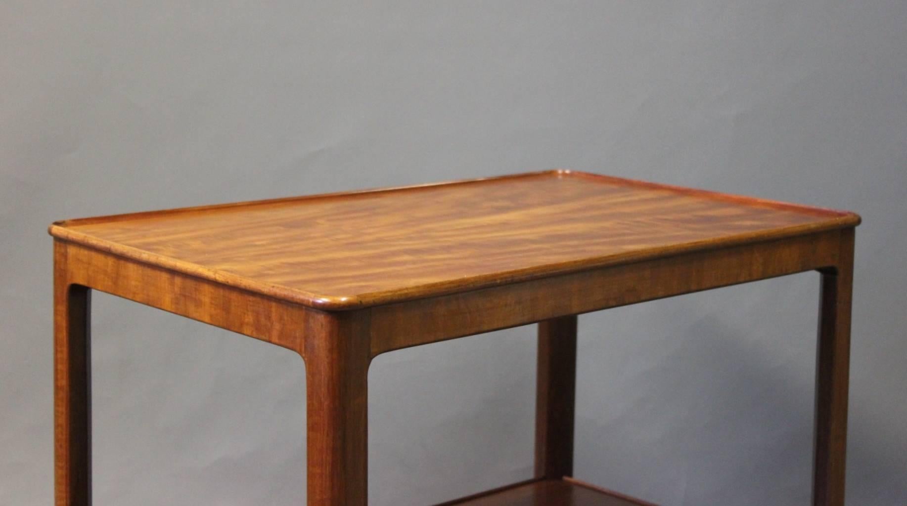 Tray Table in Mahogany of Danish Design, 1960s In Good Condition In Lejre, DK