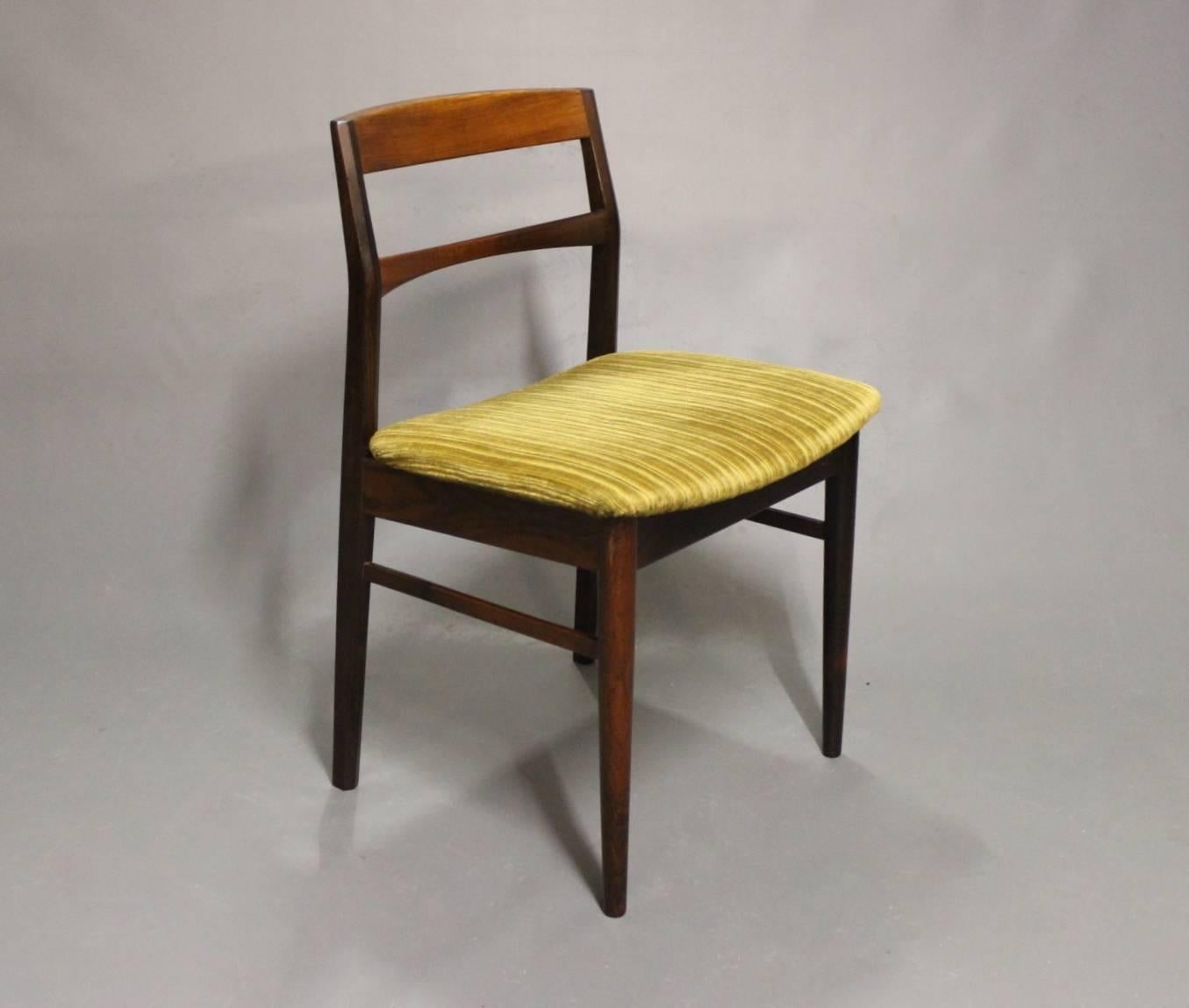 Danish Set of Four Dining Room Chairs in Rosewood by Arne Vodder, 1960s For Sale