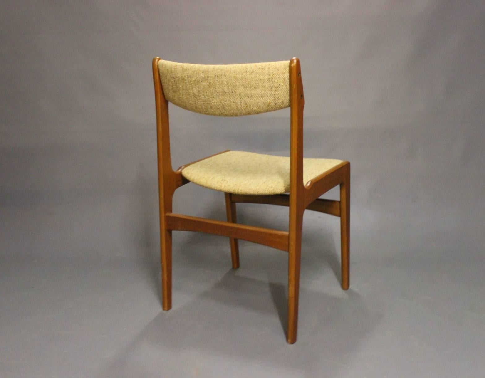 Danish Set of Six Dining Room Chairs in Teak and Light Wool by Erik Buch, 1960s