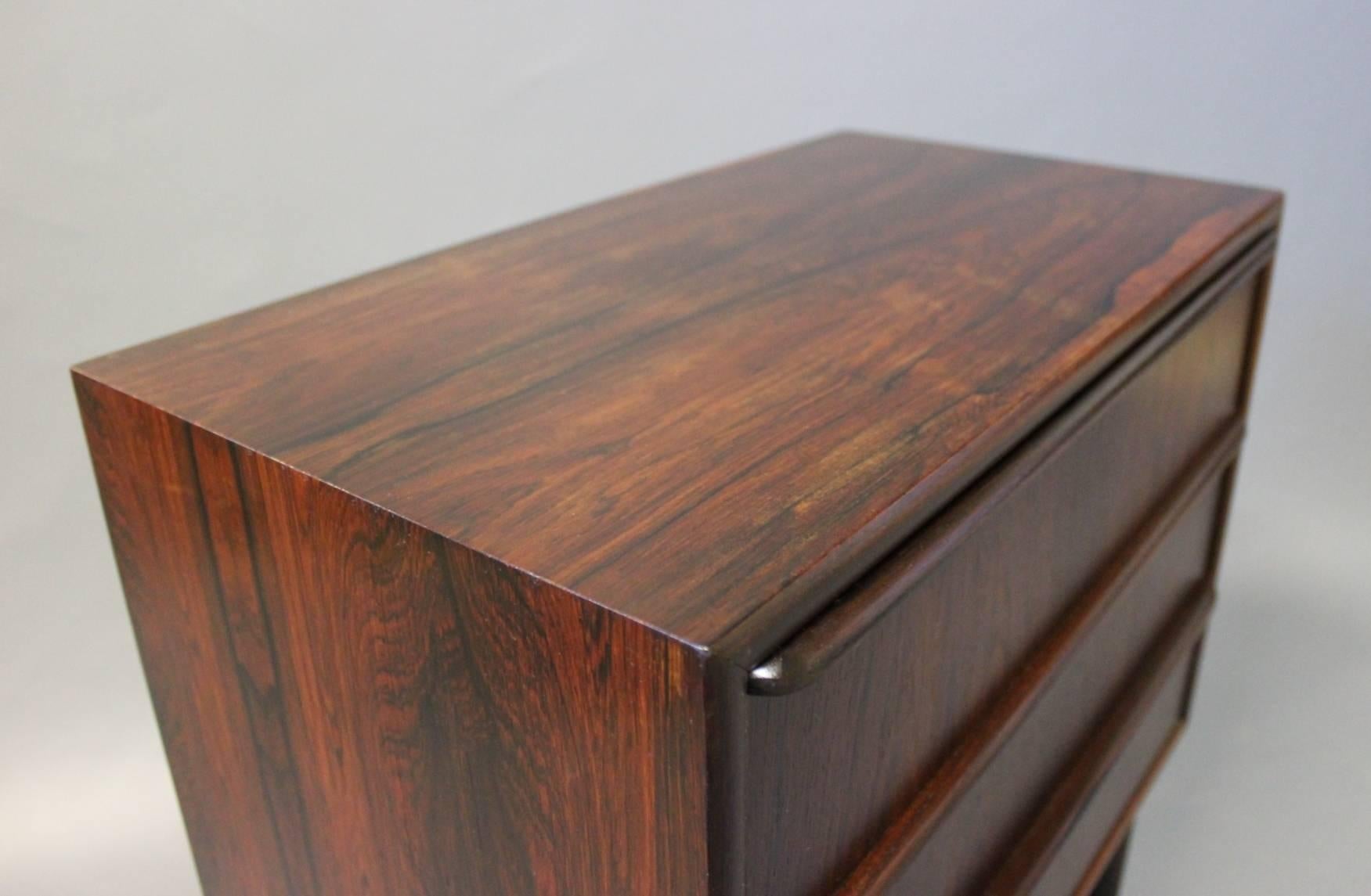 Mid-20th Century Small Chest of Drawers in Rosewood of Danish Design, 1960s