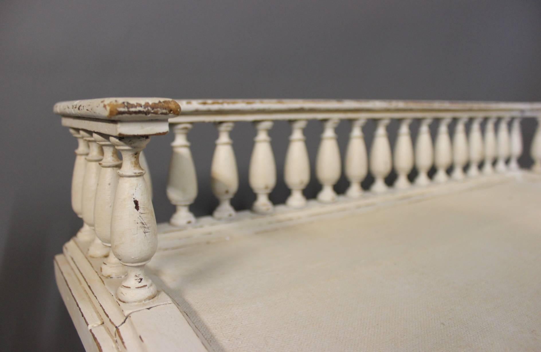 Grey Painted Writing Desk in the Style Gustavian from the 1840s For Sale 1