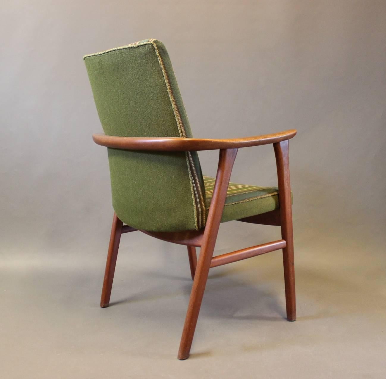 Scandinavian Modern Armchair in Teak and Upholstered in Green Fabric of Danish Design, 1960s