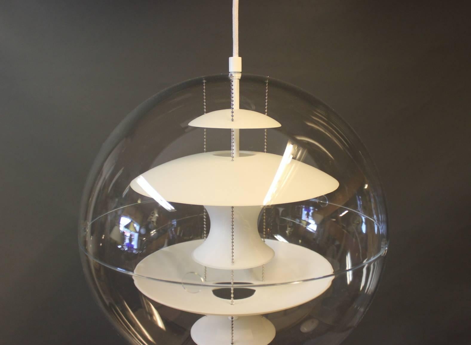 Globe 40, with Opaline Glass by Verner Panton and VerPan, 1980s In Good Condition In Lejre, DK
