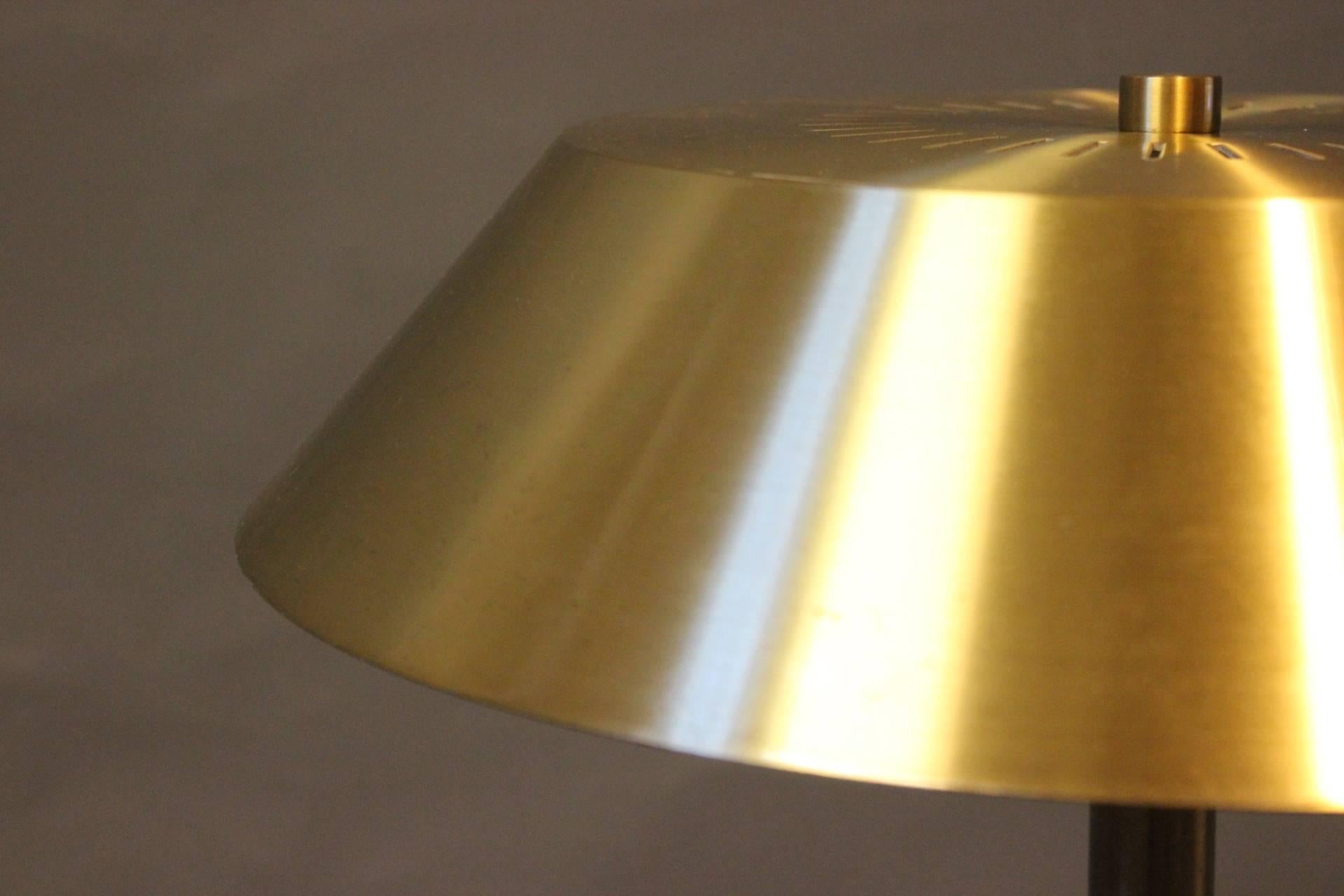 Tablelamp, Model President, in Brass and Teak by Fog and Mørup, 1960s In Good Condition In Lejre, DK