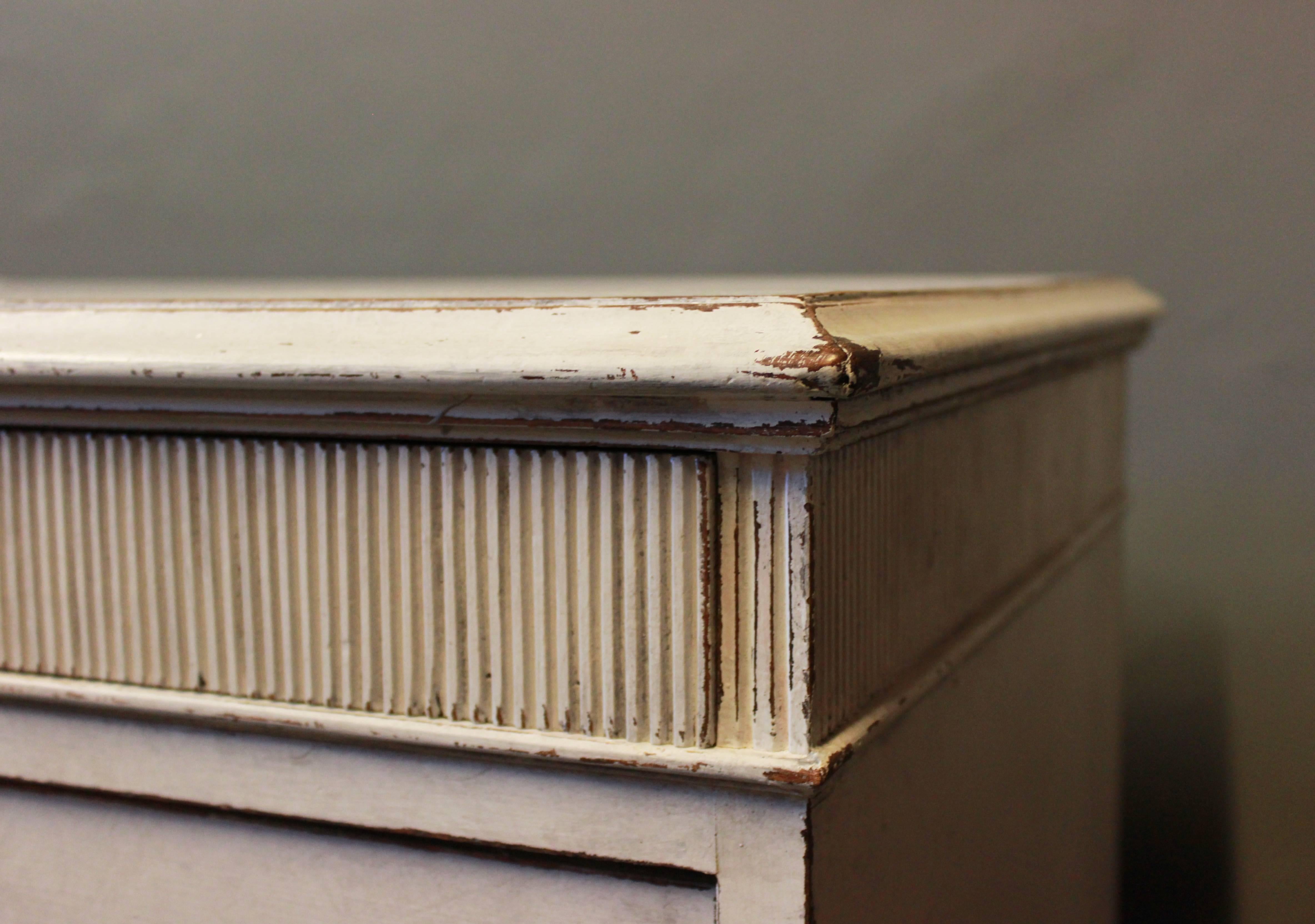 Wood Small Gray Painted Chest of Drawers in Gustavian Style from the 1880s