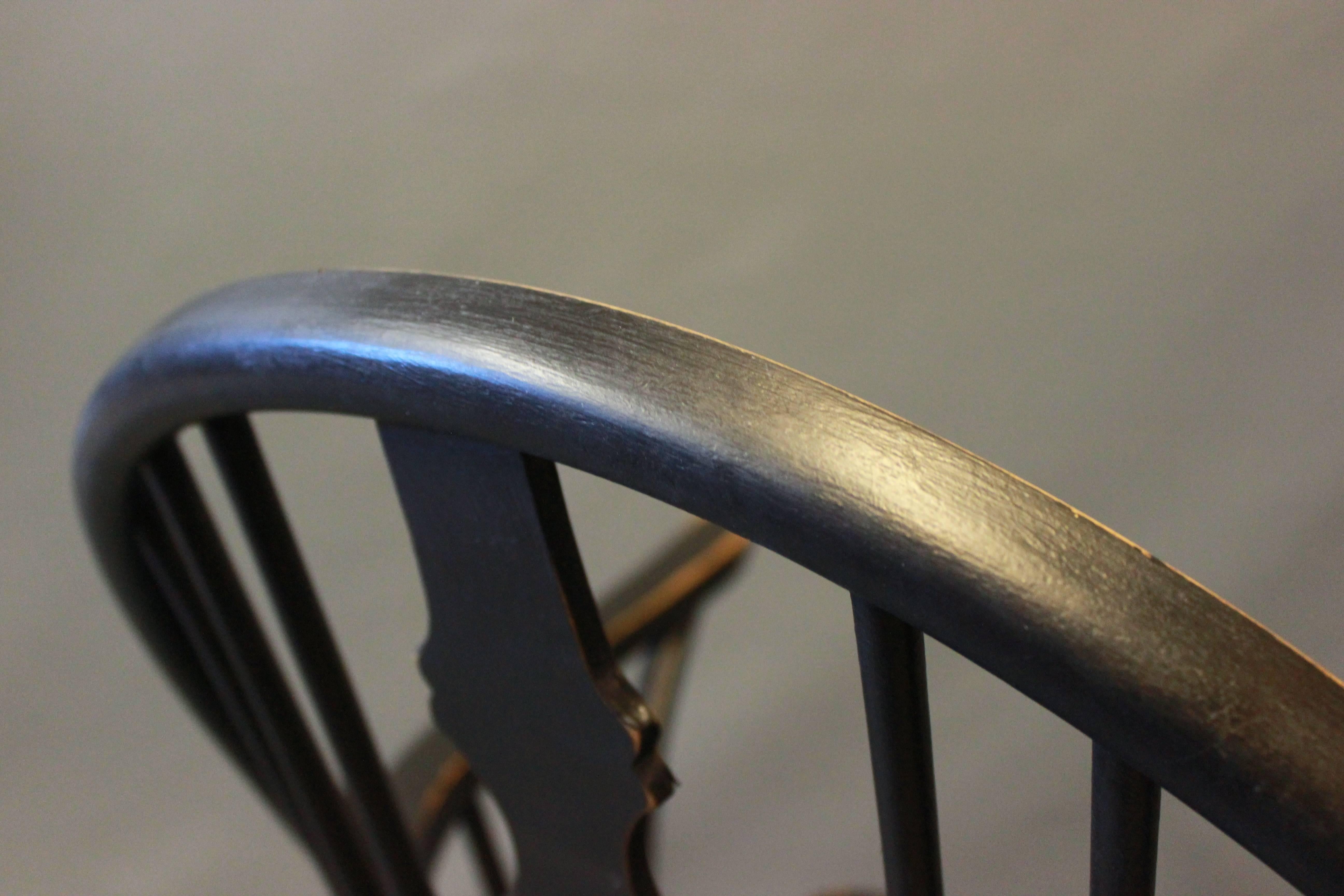 Late 19th Century Pair of Black Painted Windsor Armchairs in Wood from the 1880s