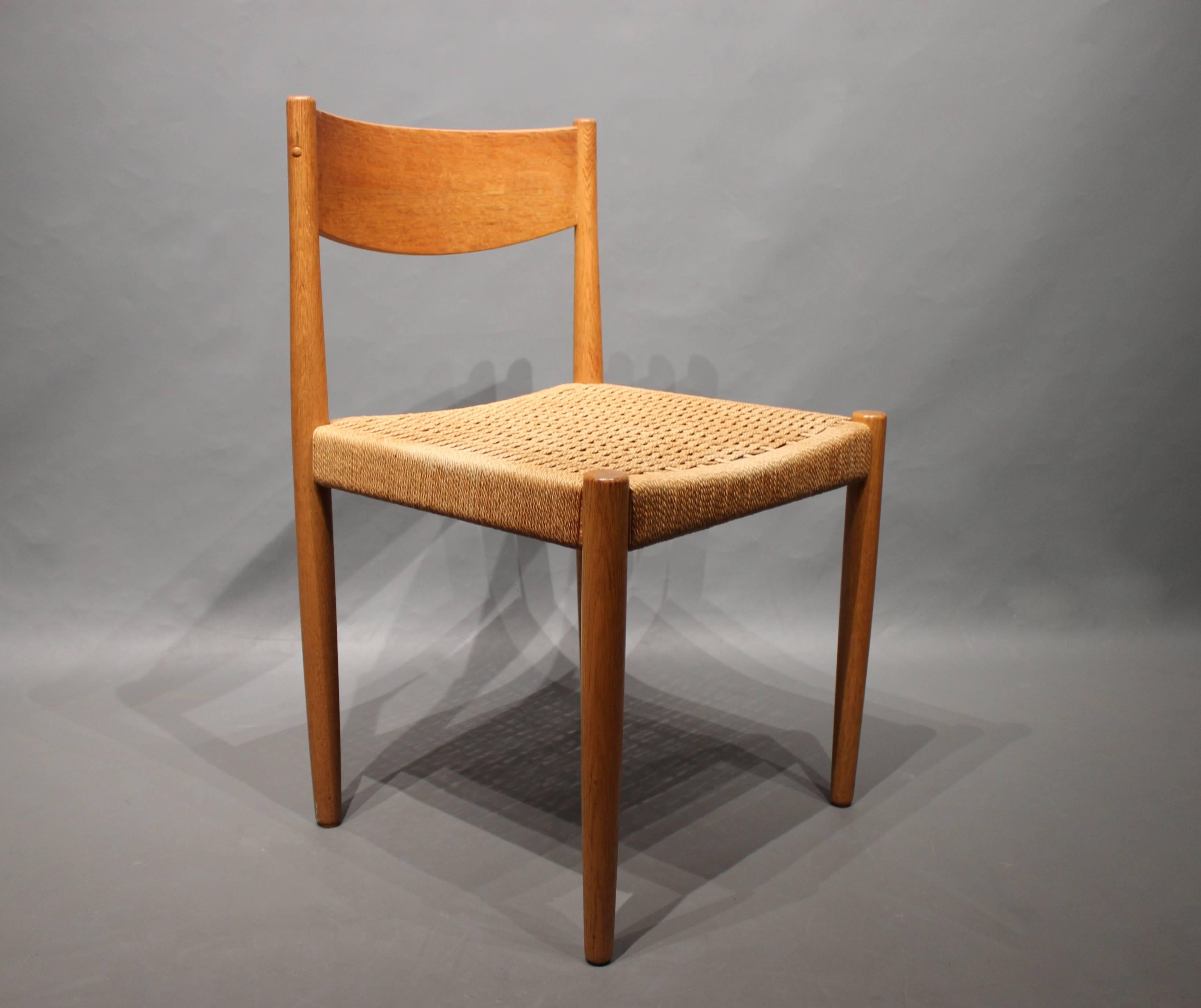 Scandinavian Modern Set of Six Dining Room Chairs in Oak by Poul M. Volther & Frem Røjle, 1960s