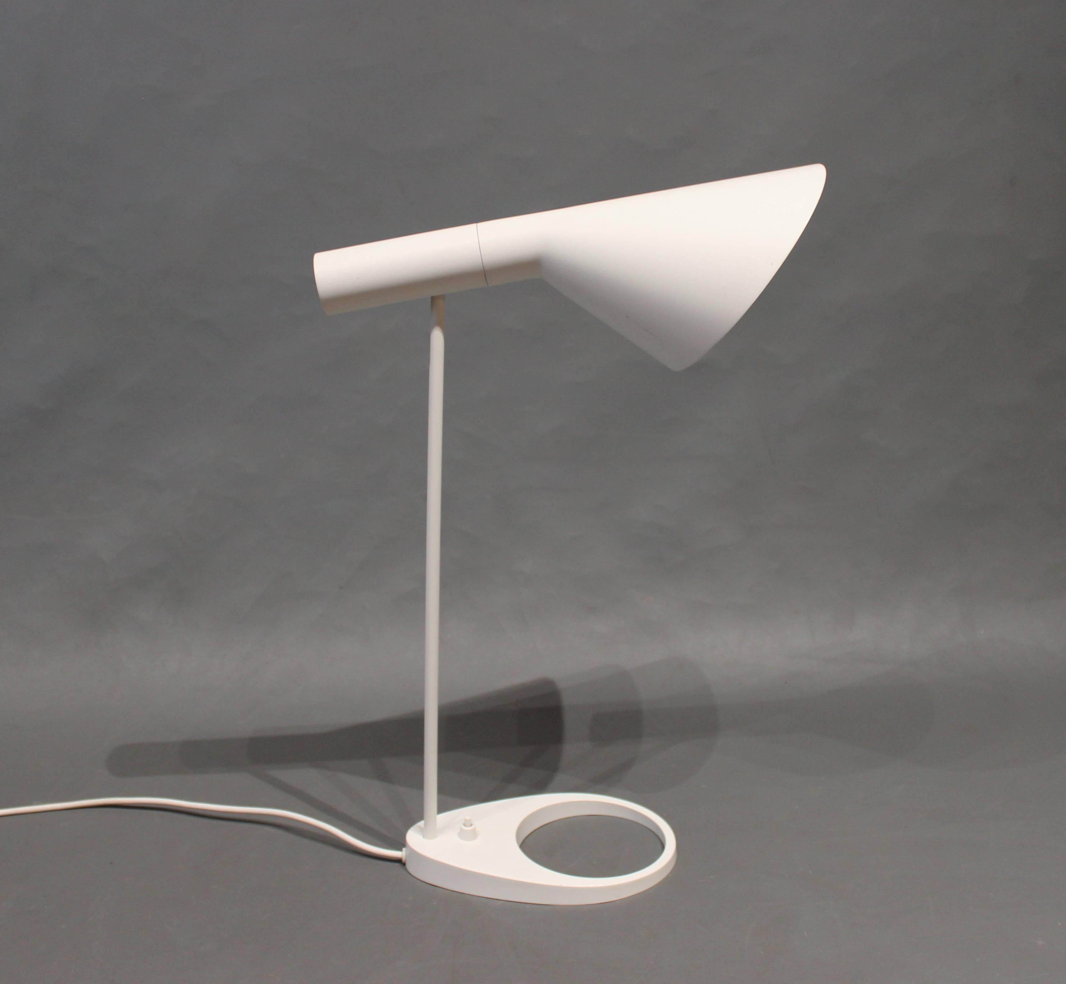 Danish Arne Jacobsen, White Table Lamp, Designed in 1960 and by Louis Poulsen