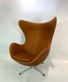 Ei, Modell 3316, entworfen von Arne Jacobsen im Jahr 1958