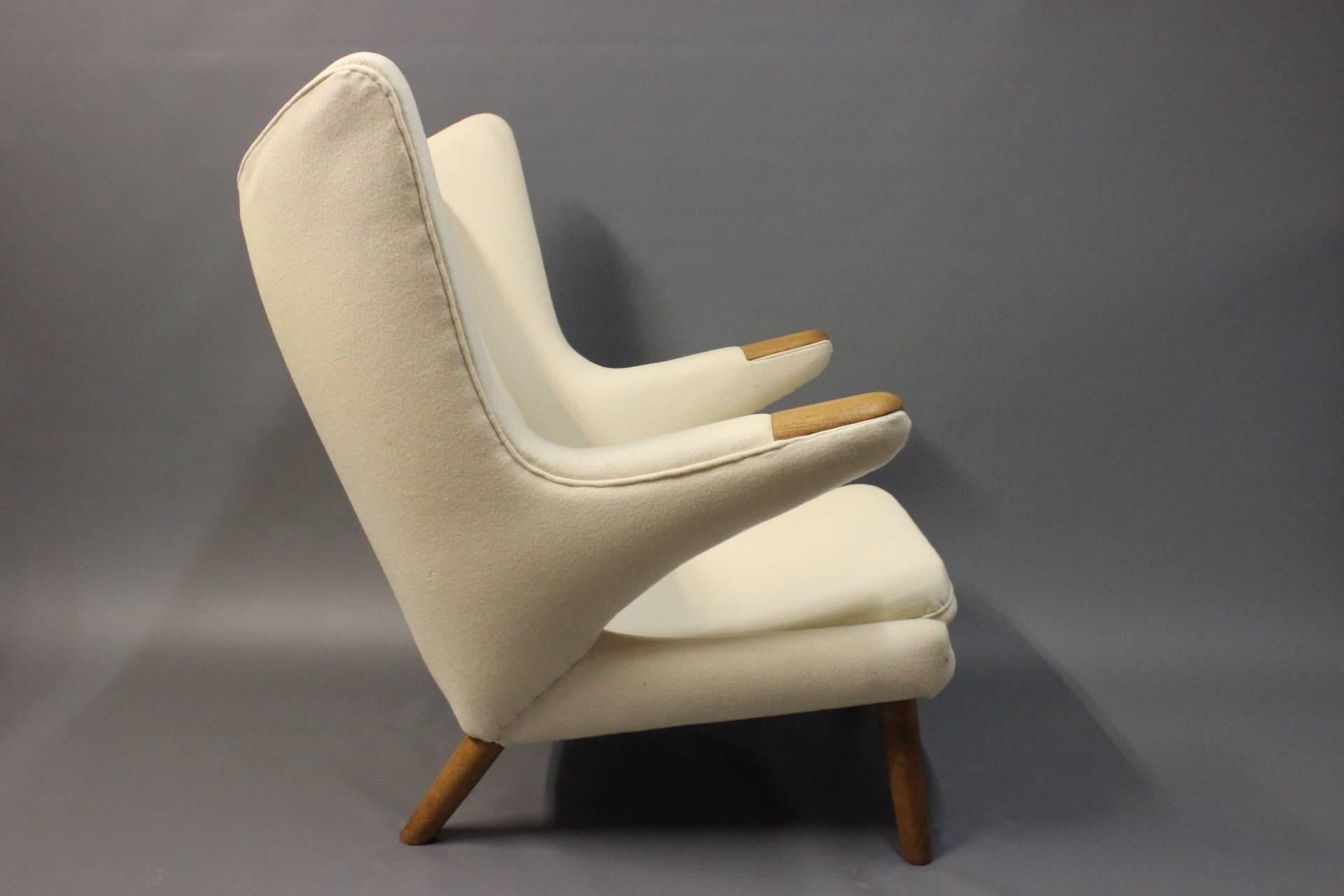 Scandinavian Modern Papa Bear Chair PP19 by Hans J. Wegner, AP Furniture, 1962