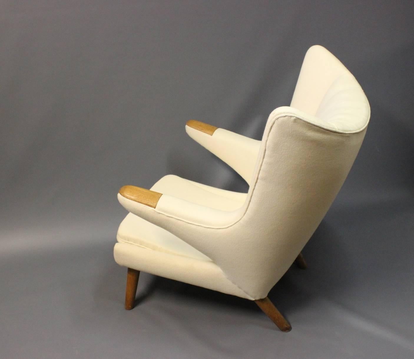 Danish Papa Bear Chair PP19 by Hans J. Wegner, AP Furniture, 1962